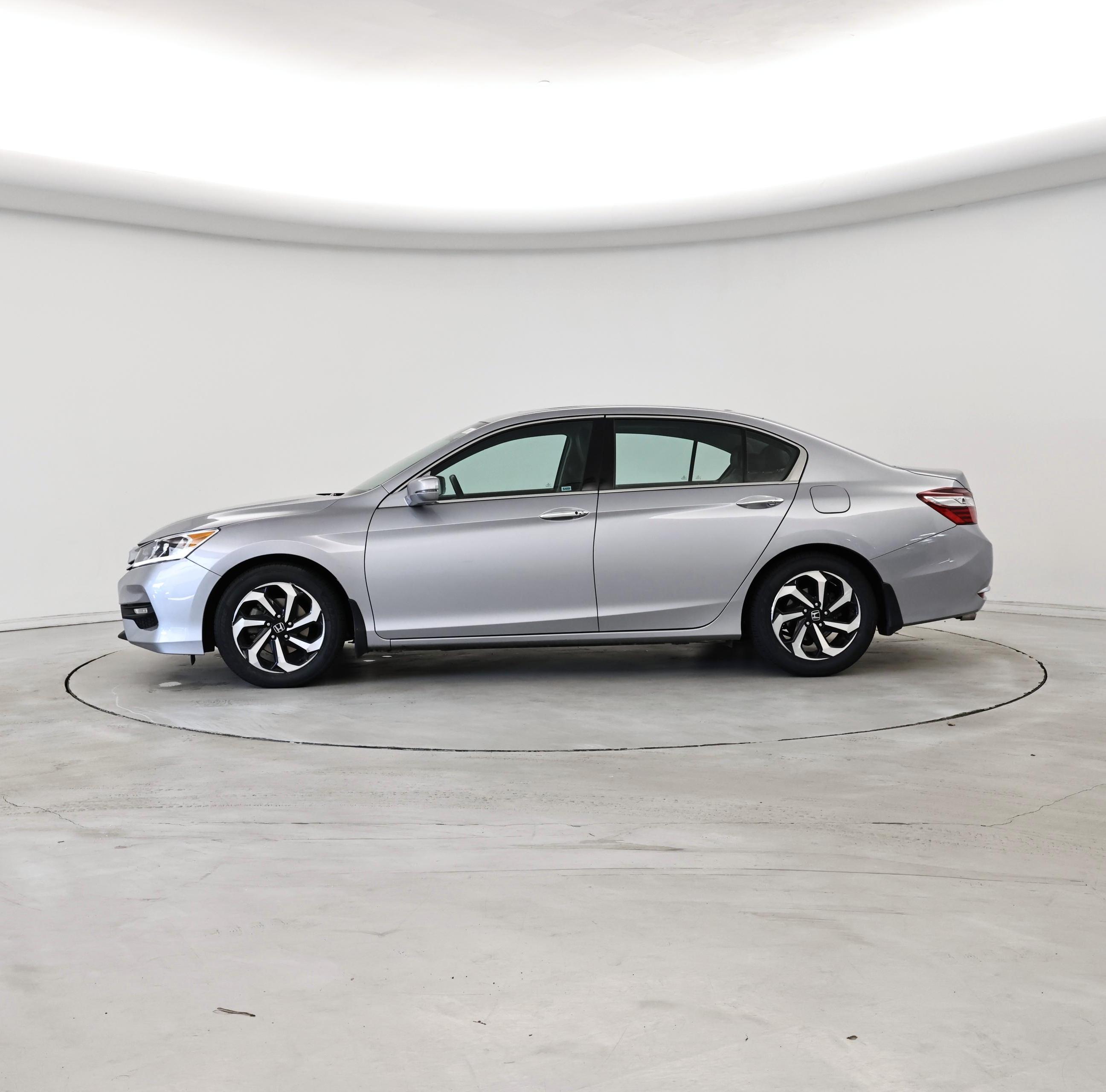 Thumbnail: 2016 Honda Accord - 3