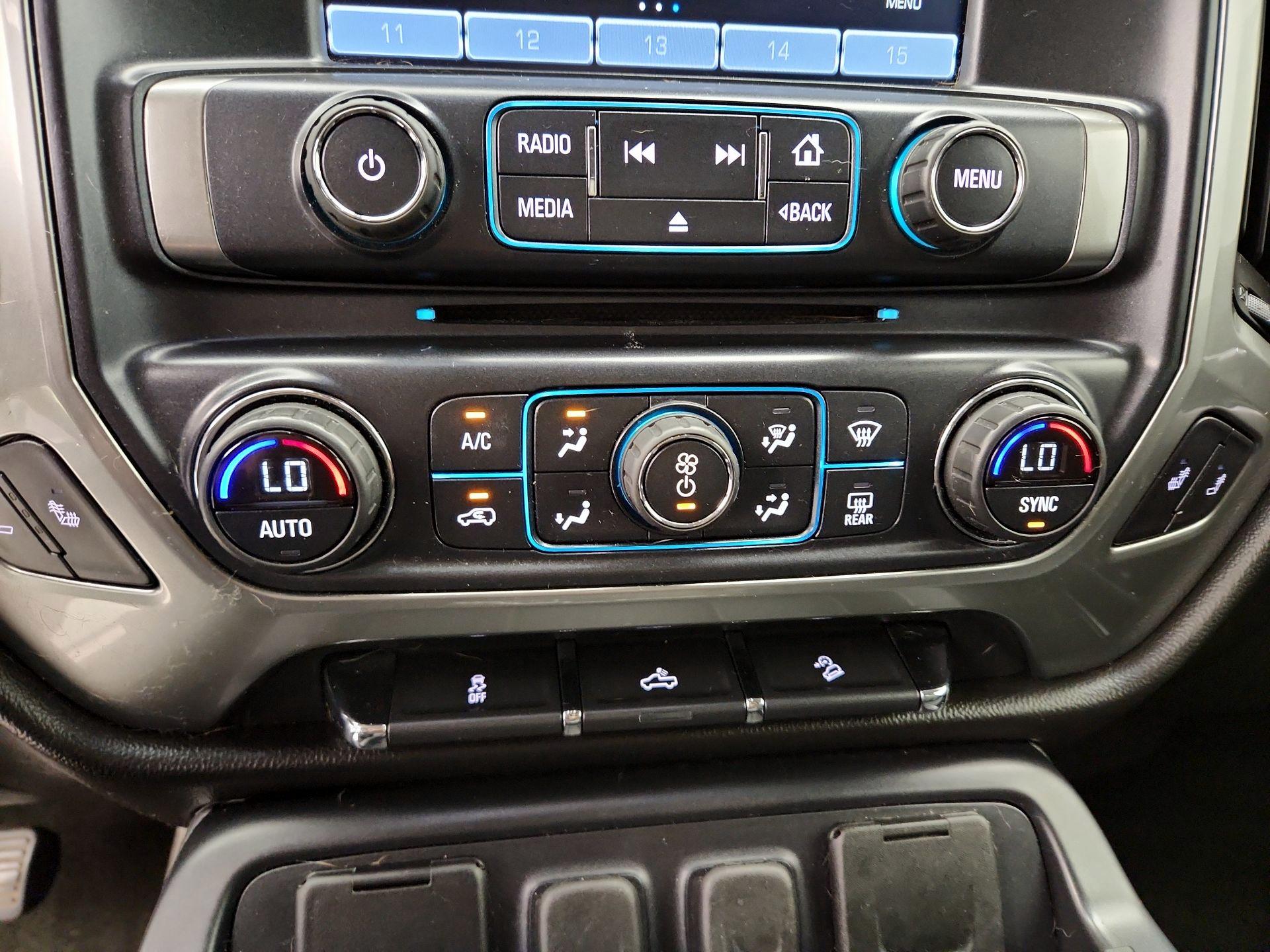 Thumbnail: 2016 Chevrolet Silverado 1500 - 16