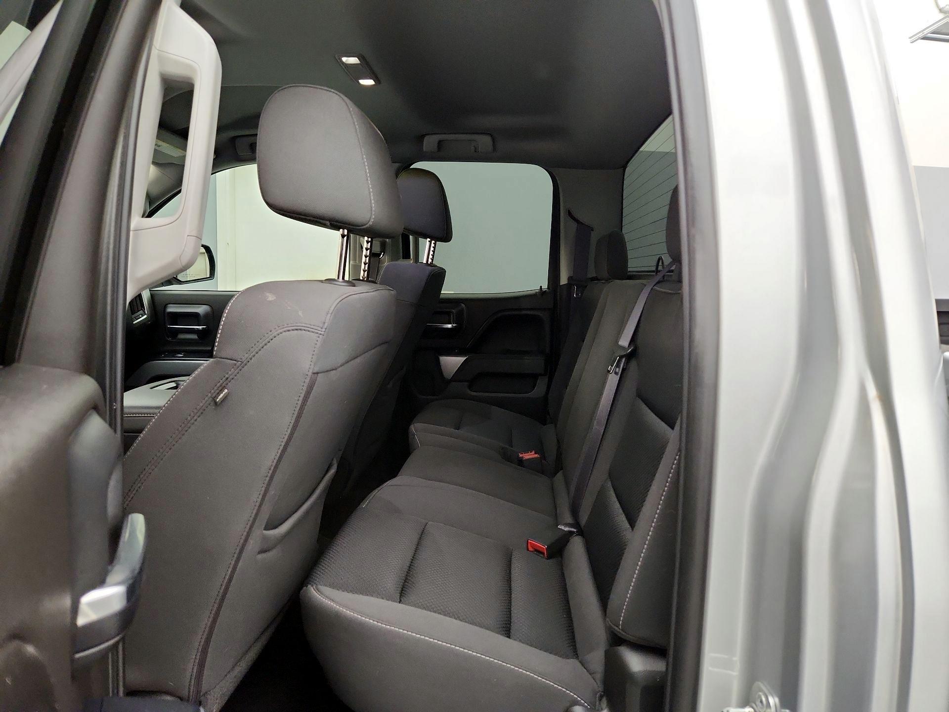 Thumbnail: 2016 Chevrolet Silverado 1500 - 19
