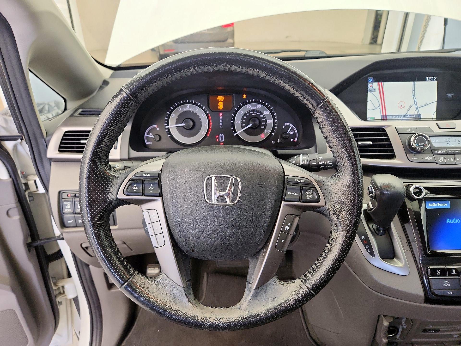 Thumbnail: 2016 Honda Odyssey - 10