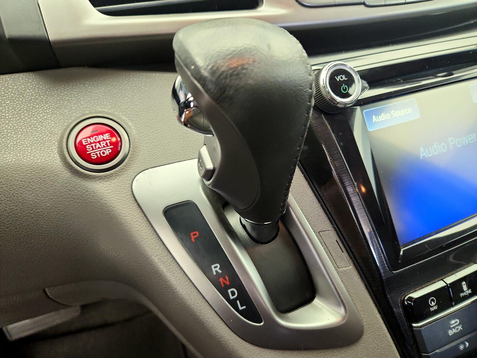 Thumbnail: 2016 Honda Odyssey - 18