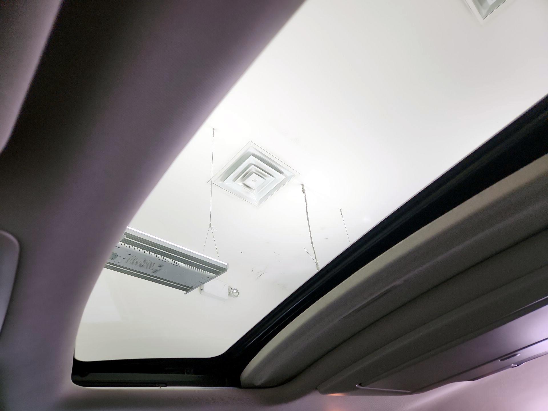 Thumbnail: 2016 Honda Odyssey - 20