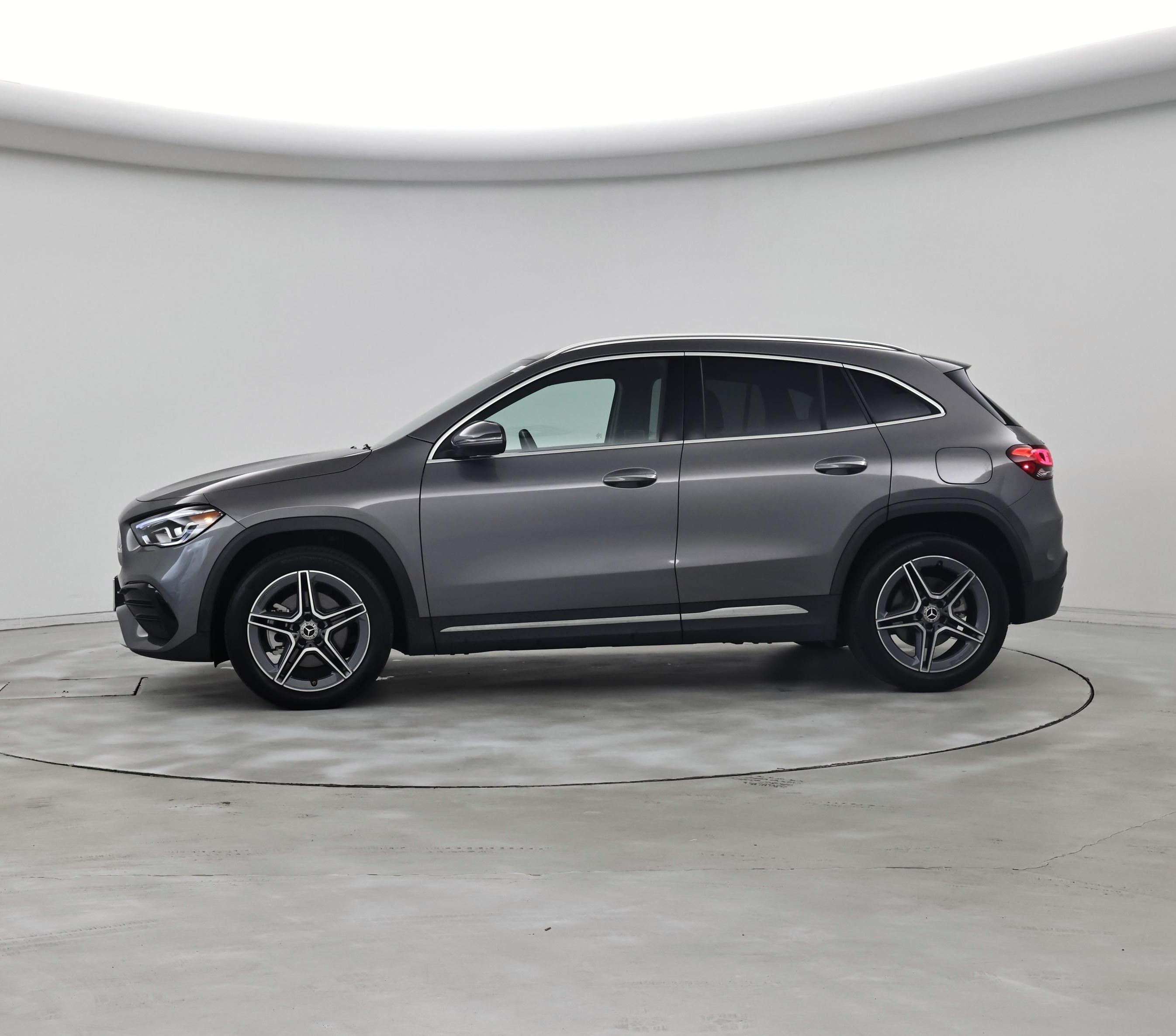 Thumbnail: 2023 Mercedes-Benz GLA - 3