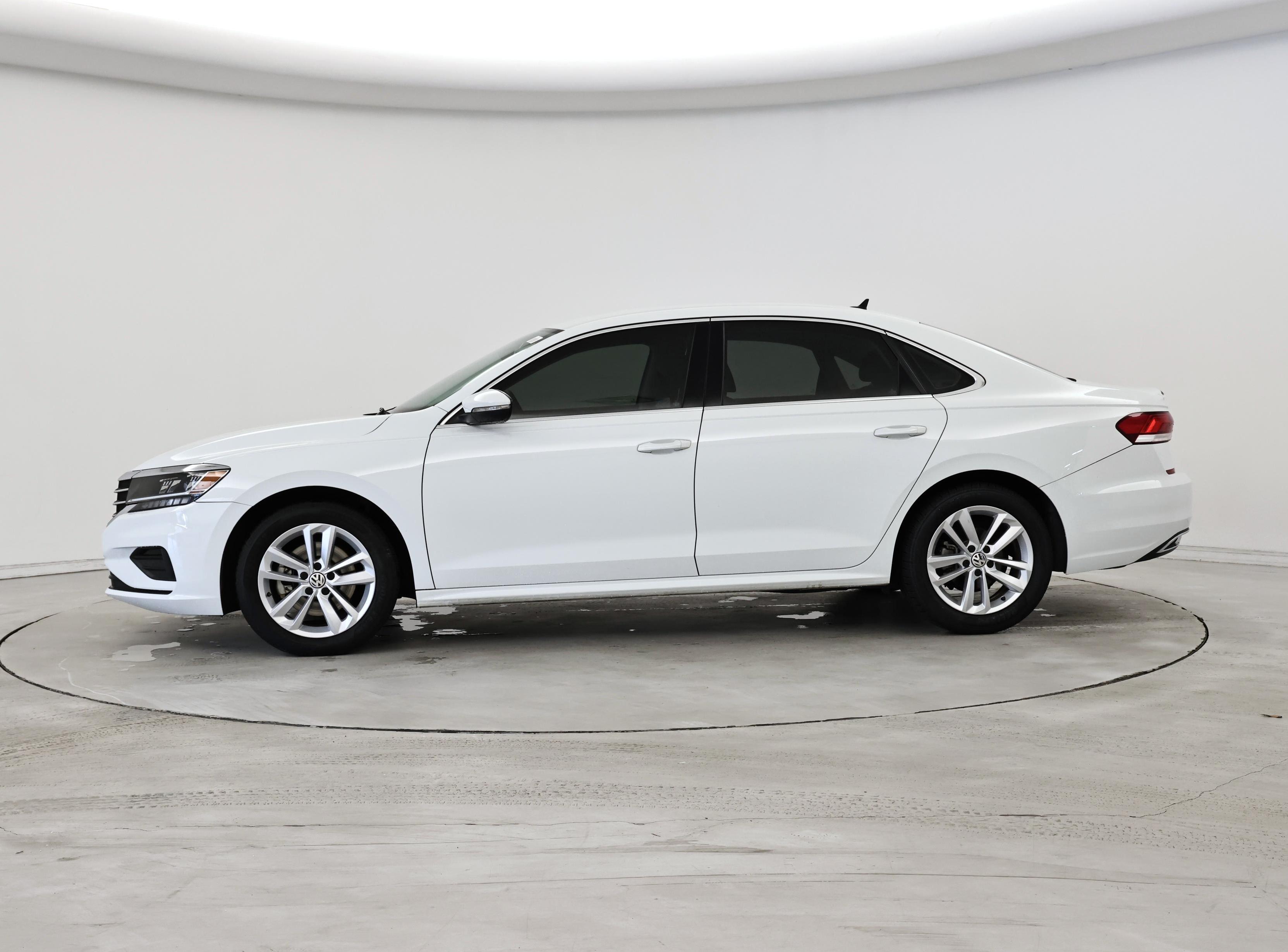 Thumbnail: 2020 Volkswagen Passat - 3