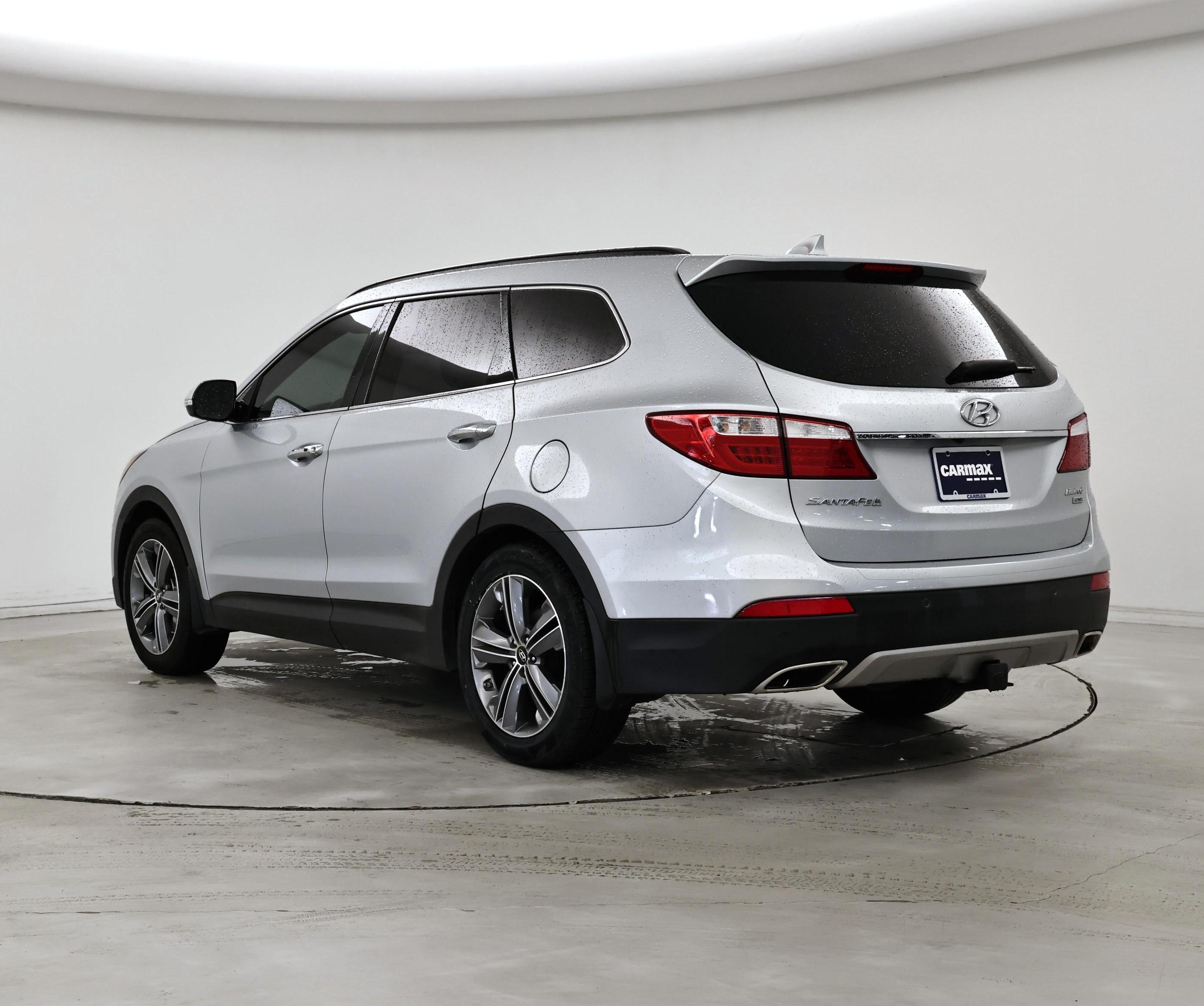 Thumbnail: 2016 Hyundai Santa Fe - 2