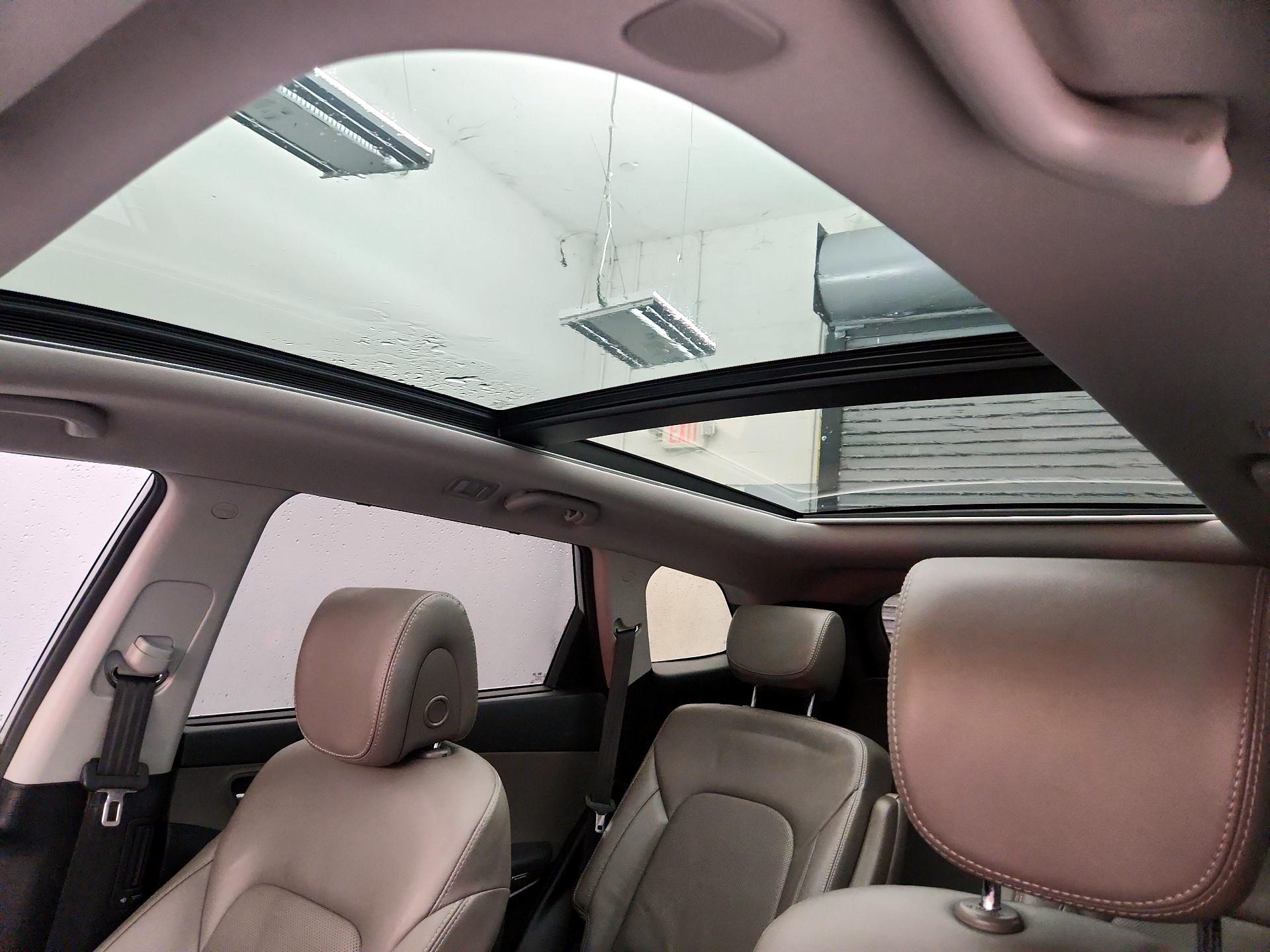 Thumbnail: 2016 Hyundai Santa Fe - 20