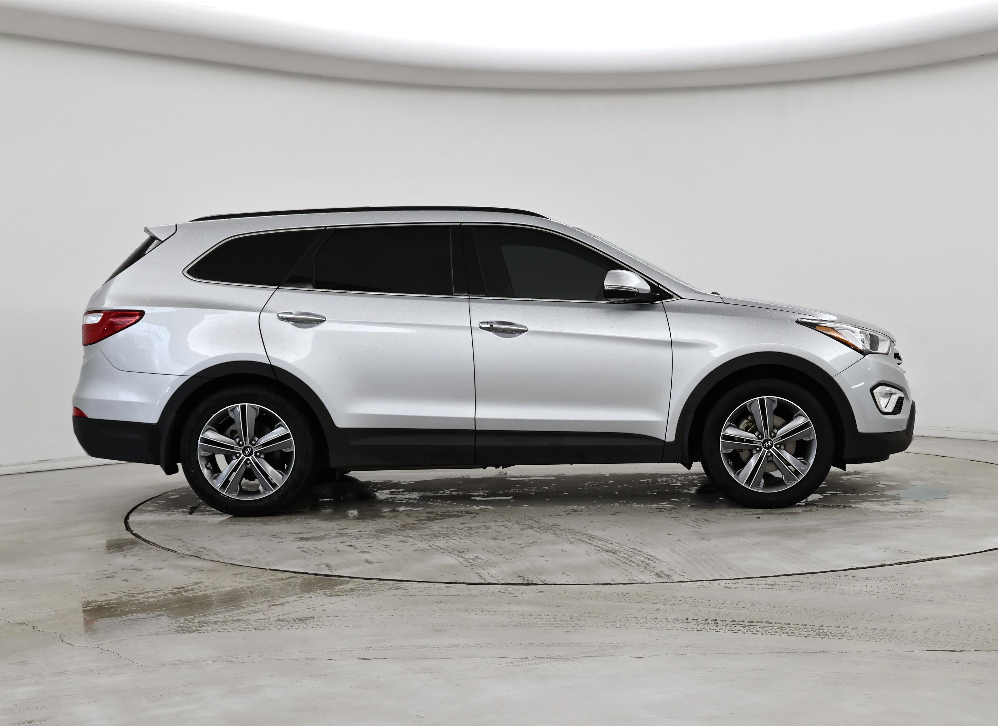 Thumbnail: 2016 Hyundai Santa Fe - 7