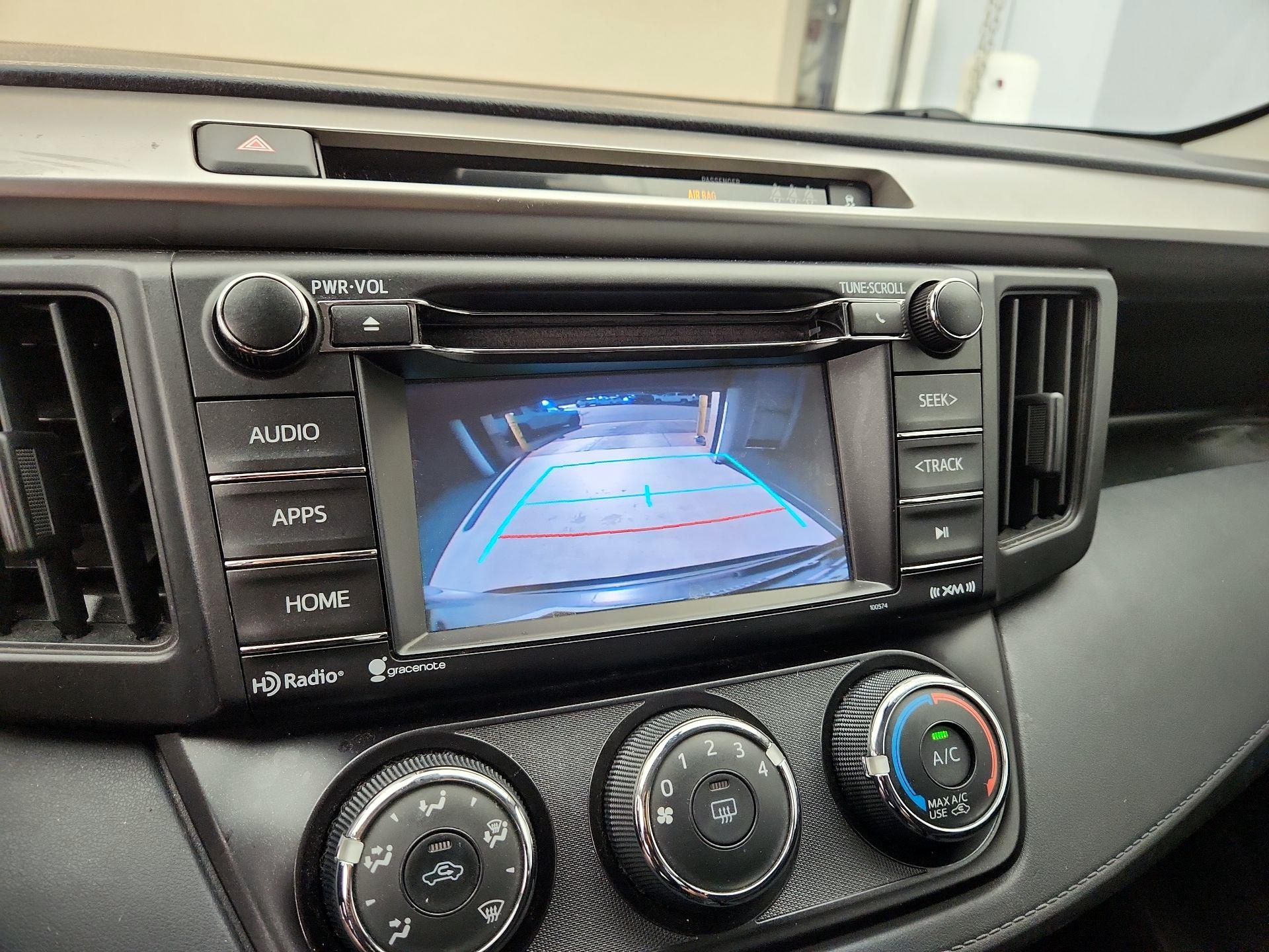 Thumbnail: 2018 Toyota RAV4 - 14