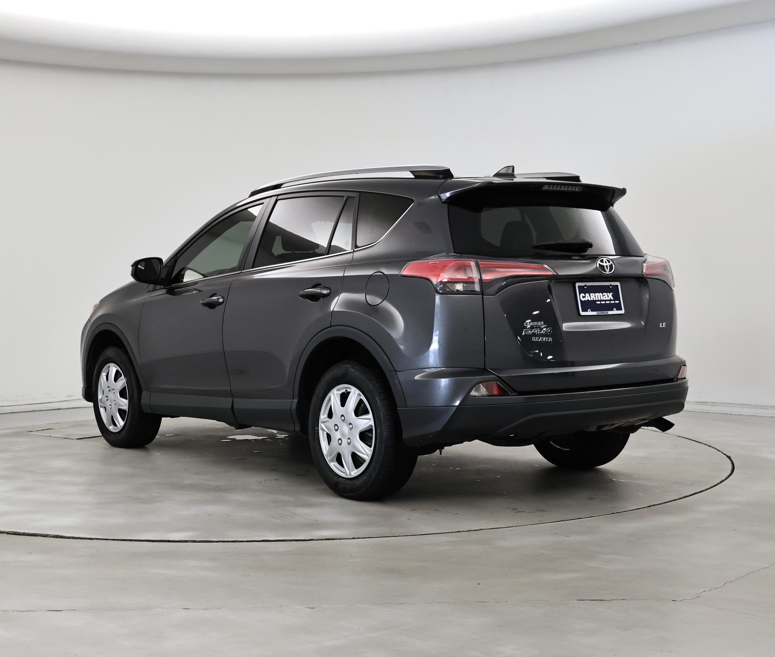 Thumbnail: 2018 Toyota RAV4 - 2