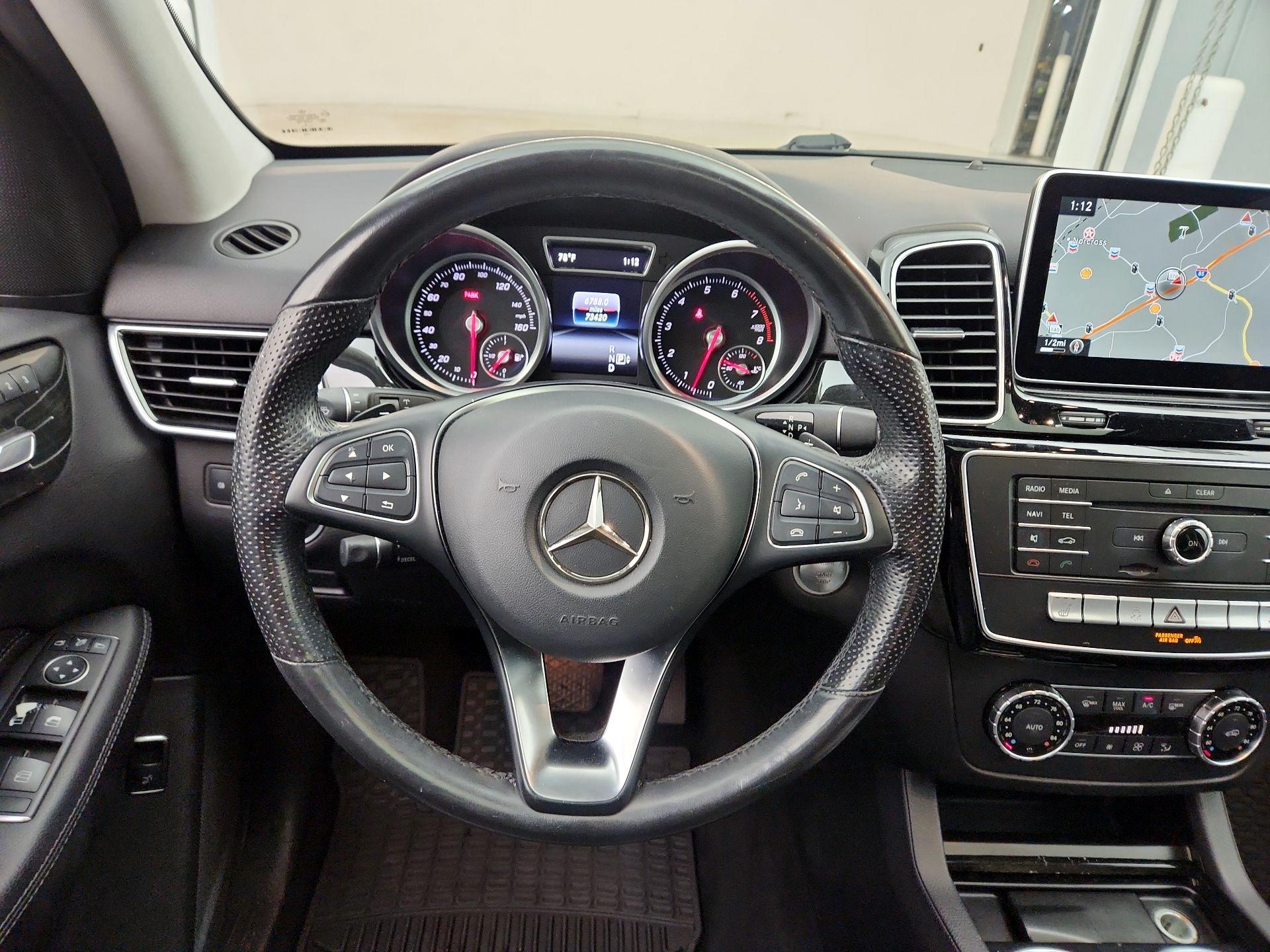 Thumbnail: 2016 Mercedes-Benz GLE - 10