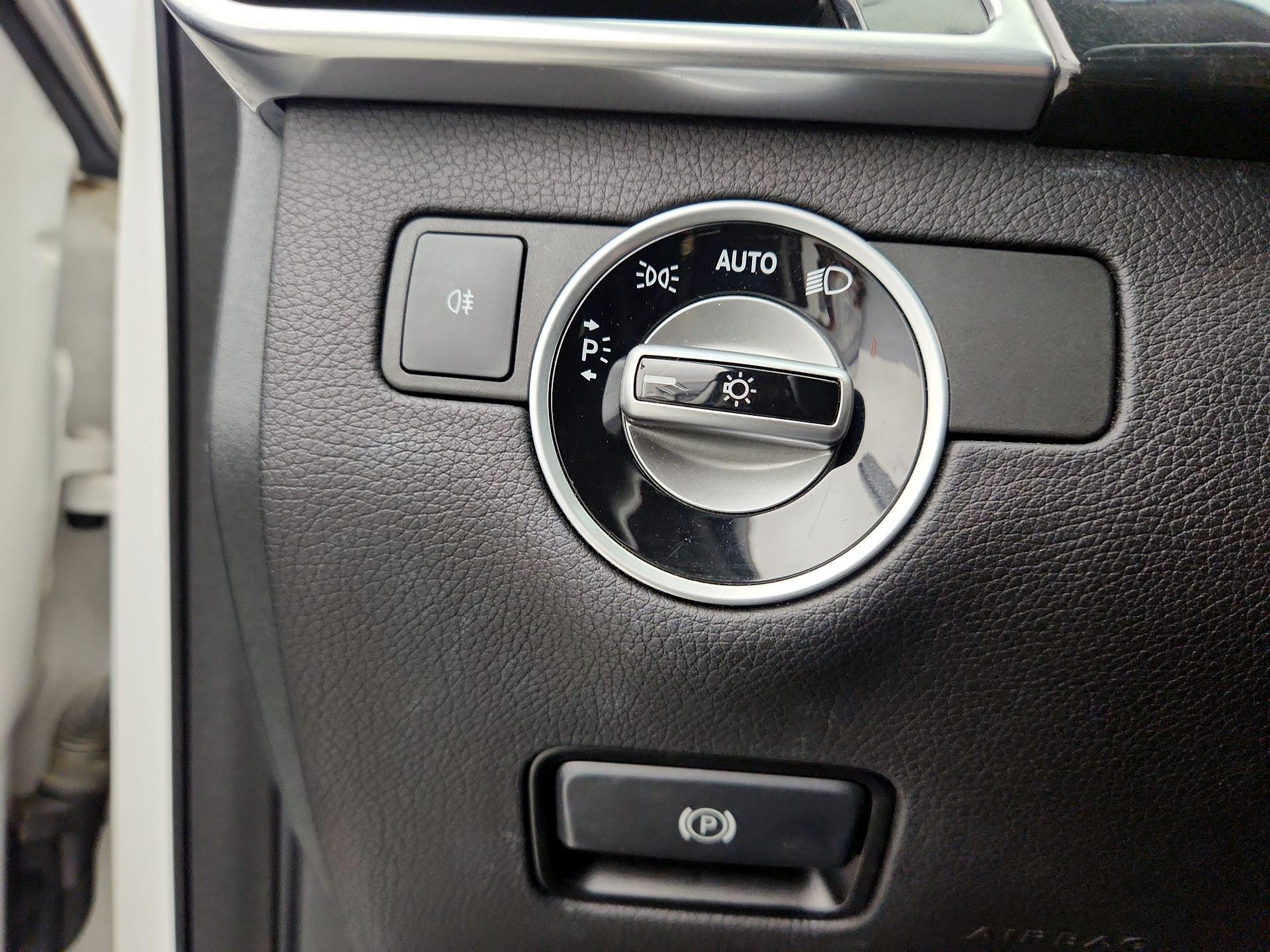 Thumbnail: 2016 Mercedes-Benz GLE - 13