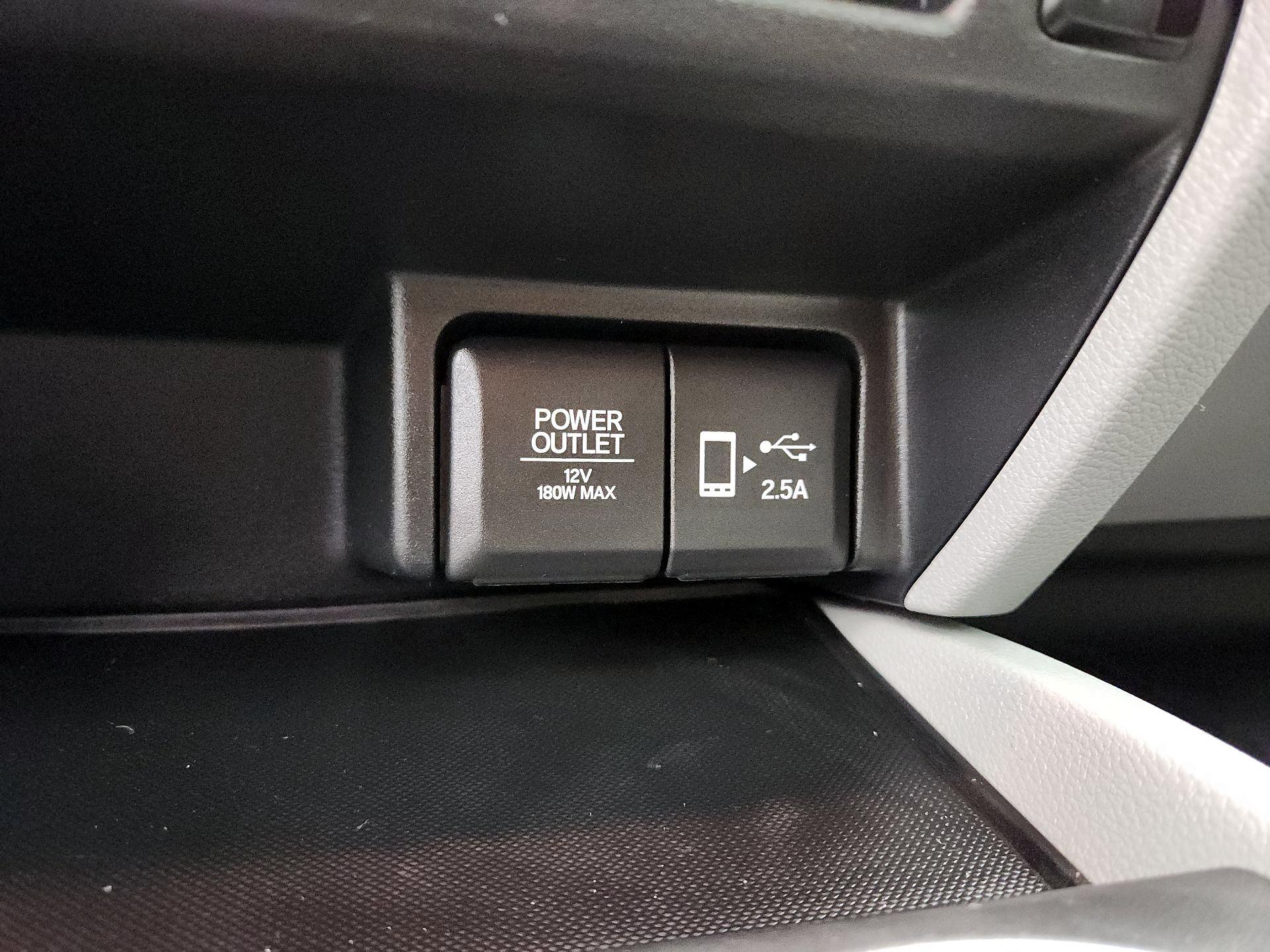 Thumbnail: 2019 Honda Pilot - 17