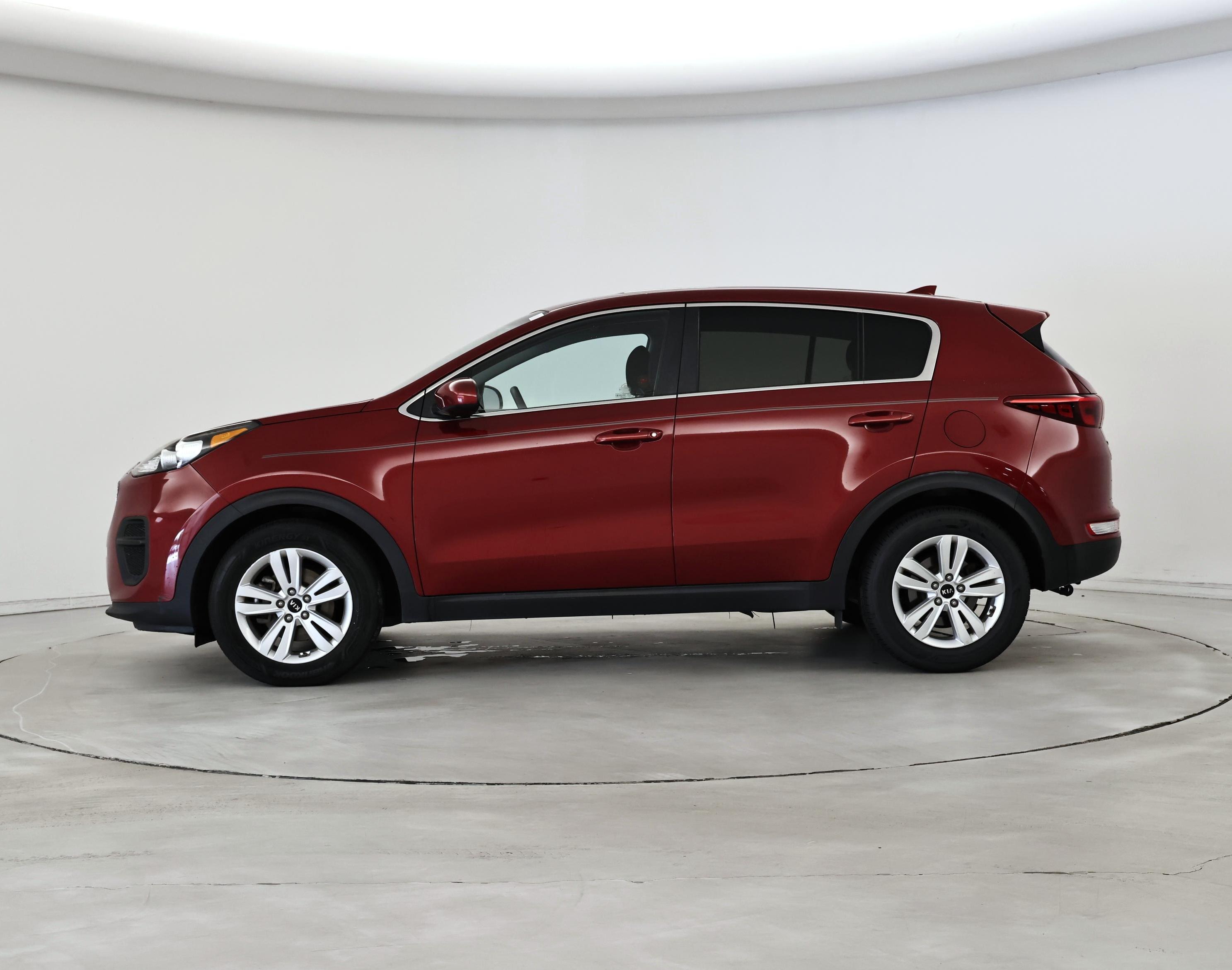 Thumbnail: 2017 Kia Sportage - 3
