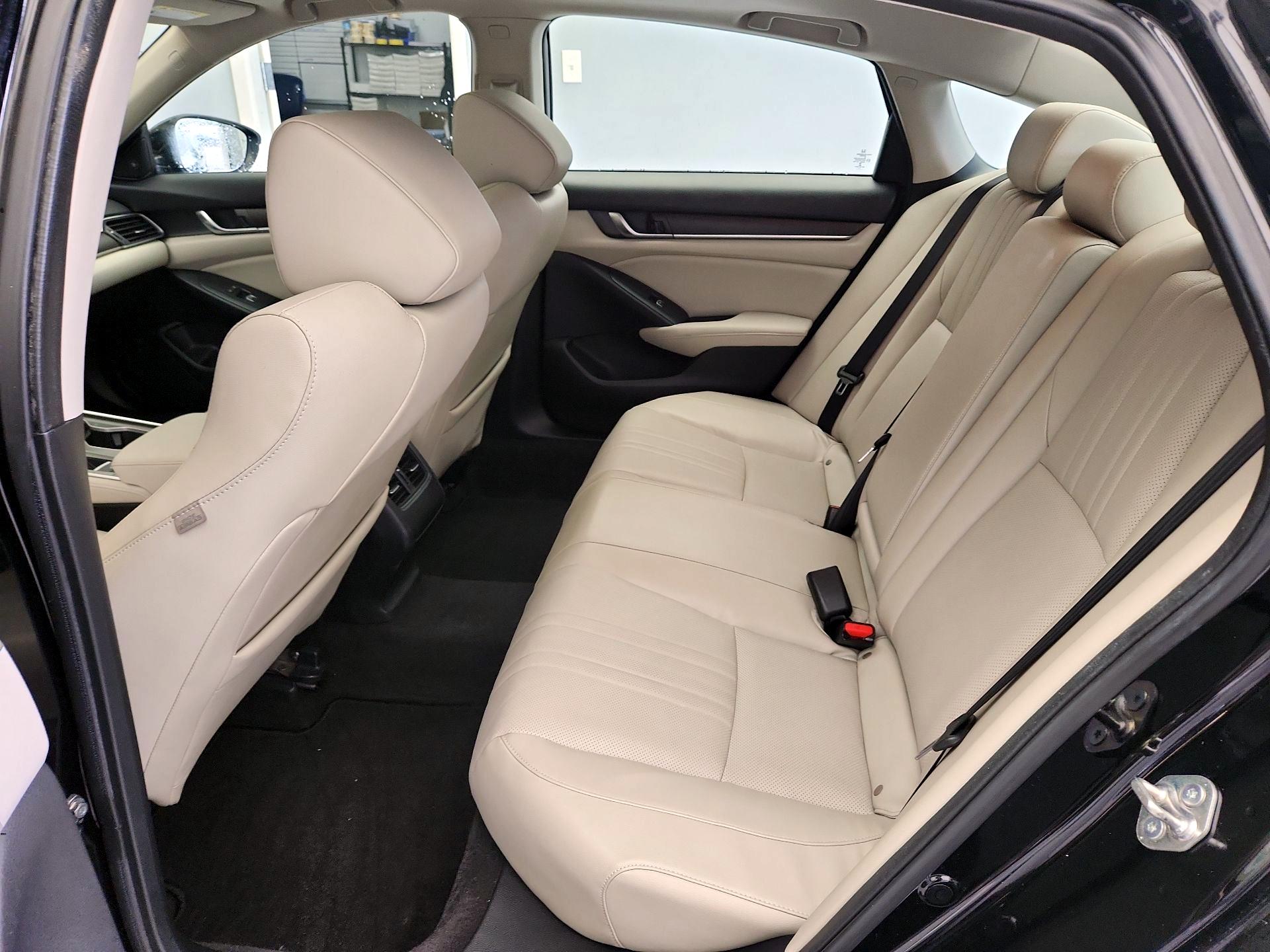 Thumbnail: 2018 Honda Accord - 20