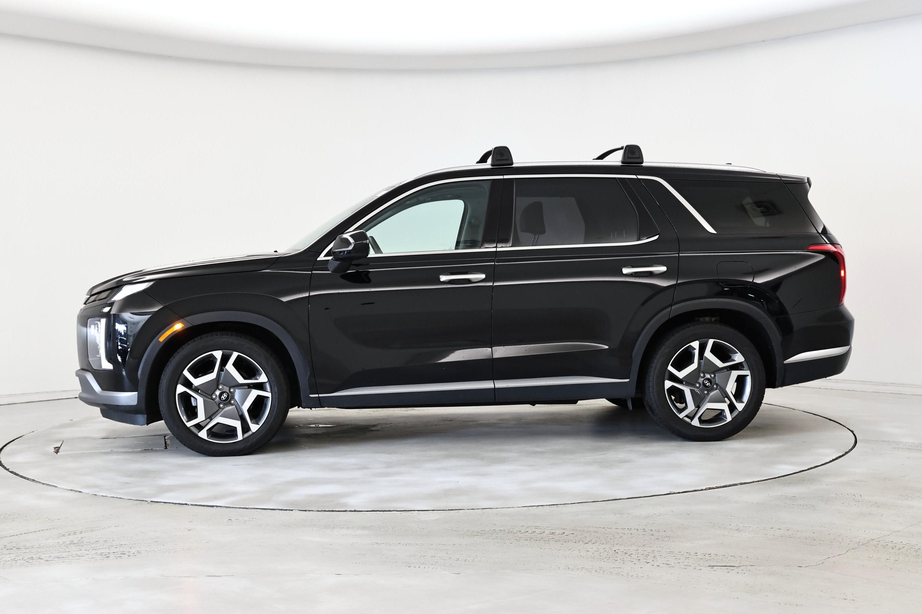 Thumbnail: 2023 Hyundai Palisade - 3