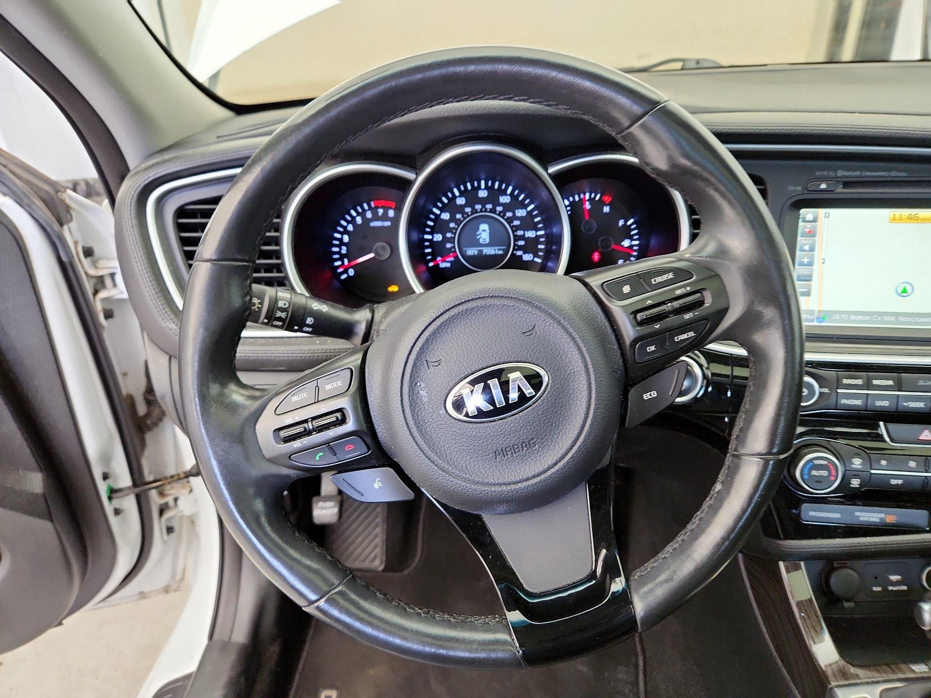 Thumbnail: 2015 Kia Optima - 10