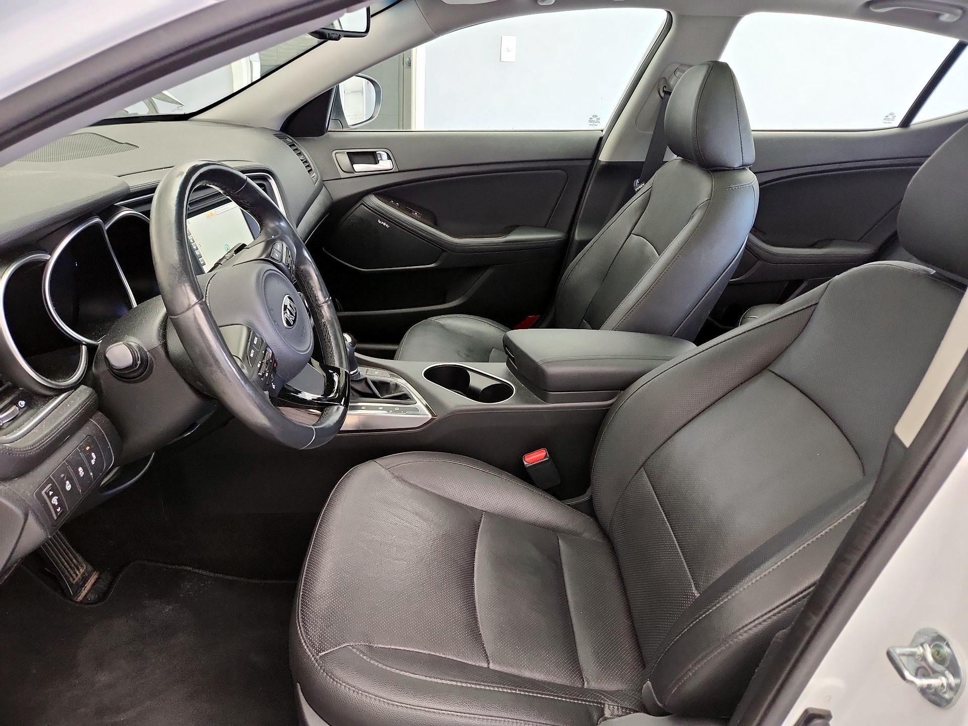Thumbnail: 2015 Kia Optima - 11
