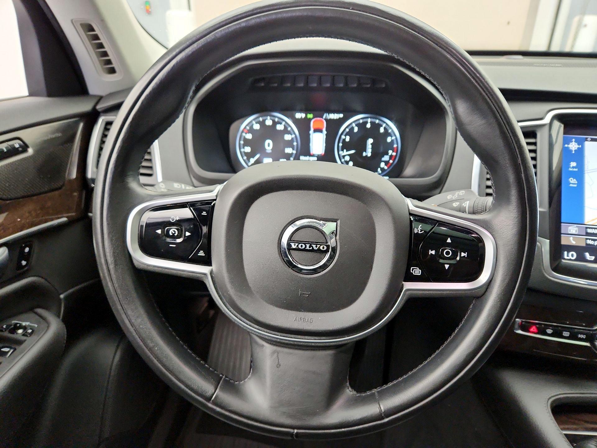 Thumbnail: 2019 Volvo XC90 - 10