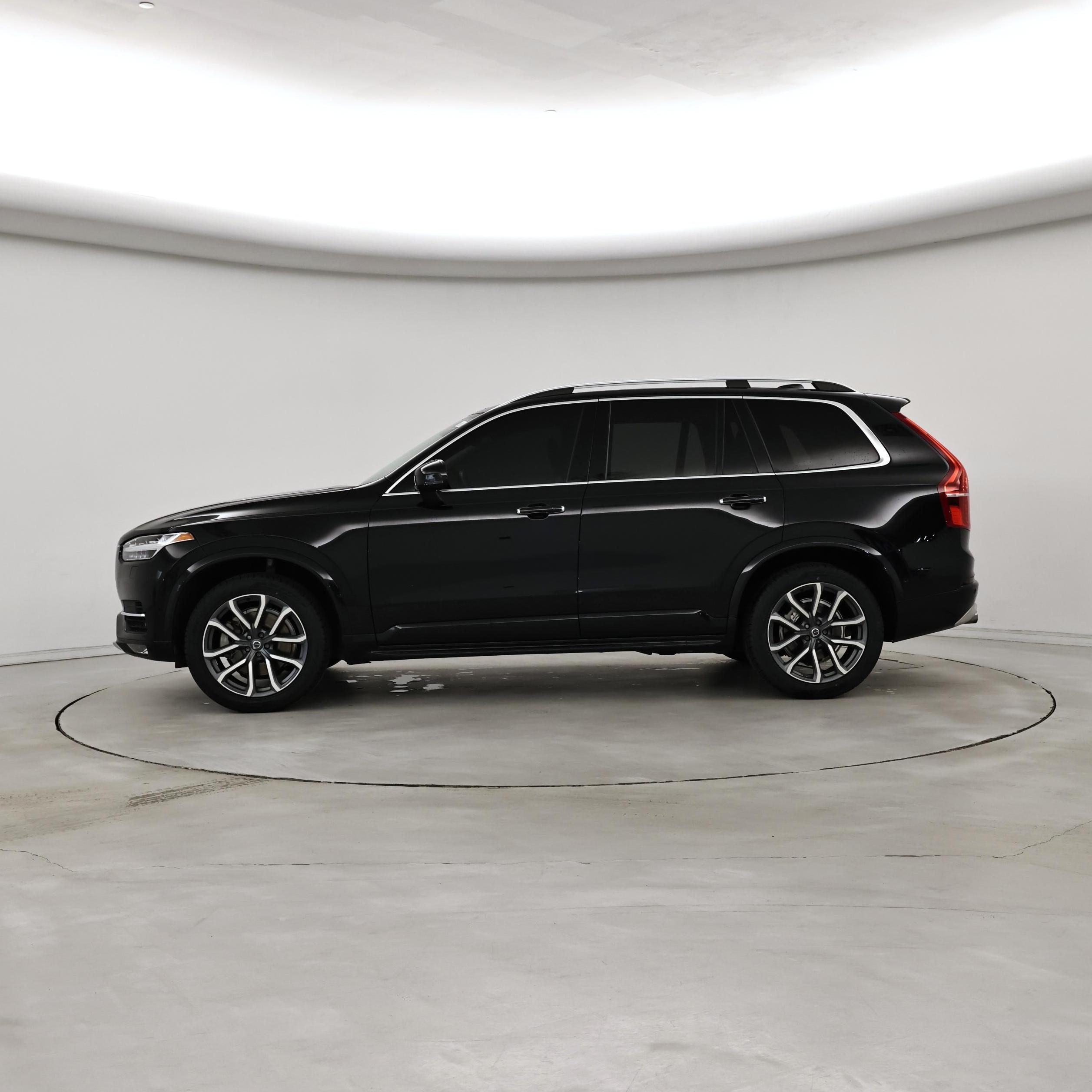 Thumbnail: 2019 Volvo XC90 - 3