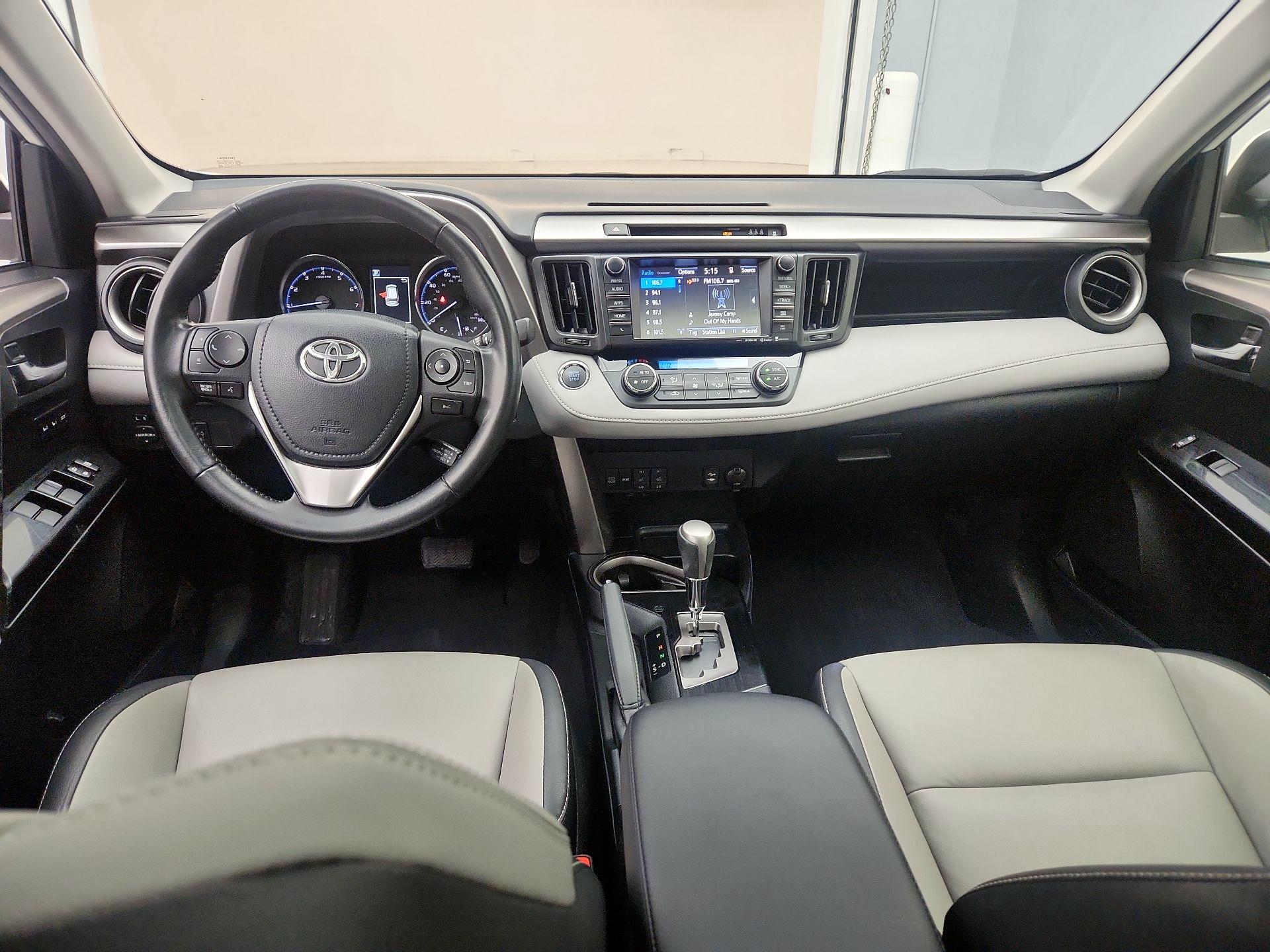 Thumbnail: 2018 Toyota RAV4 - 9