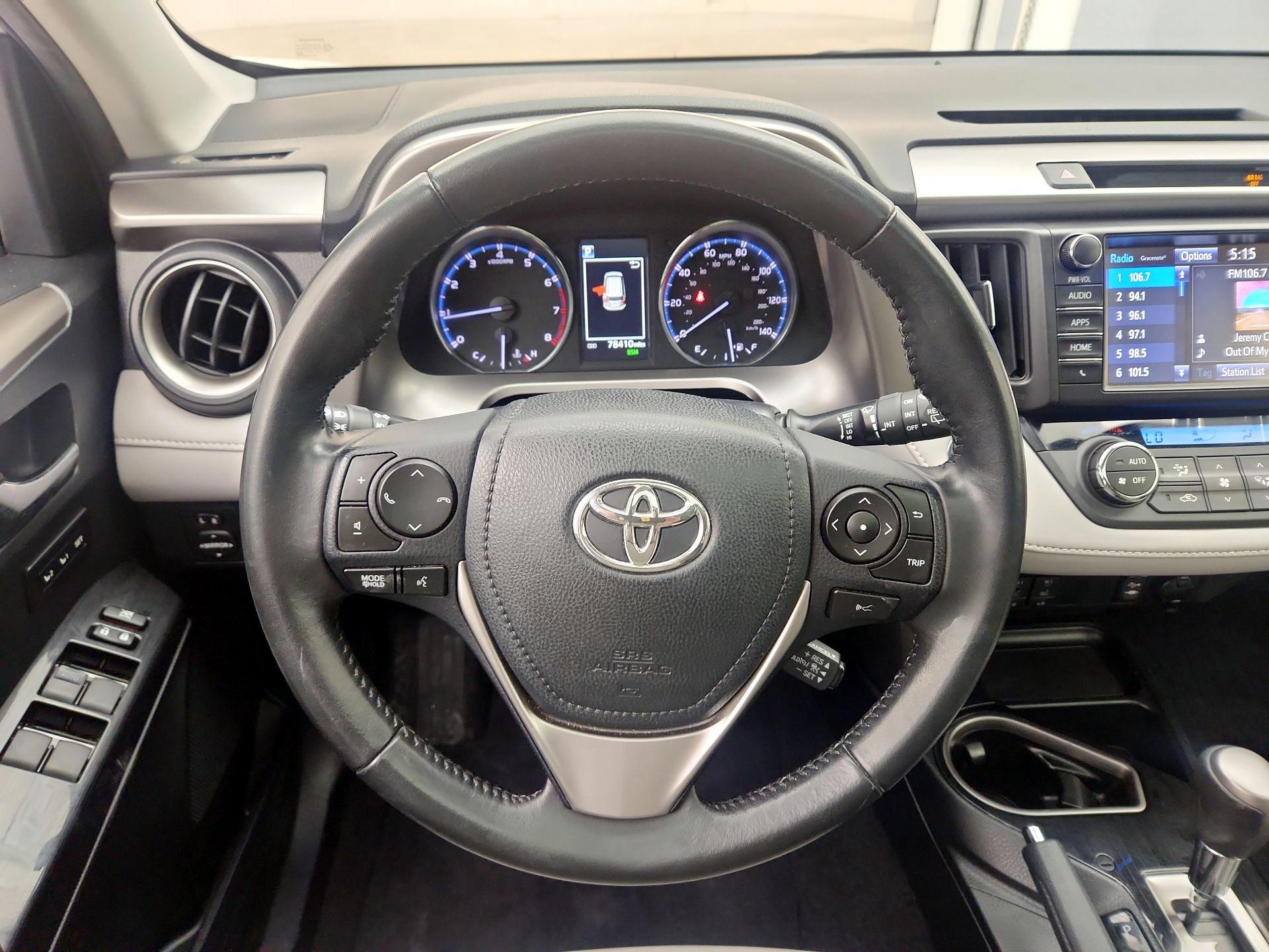 Thumbnail: 2018 Toyota RAV4 - 10