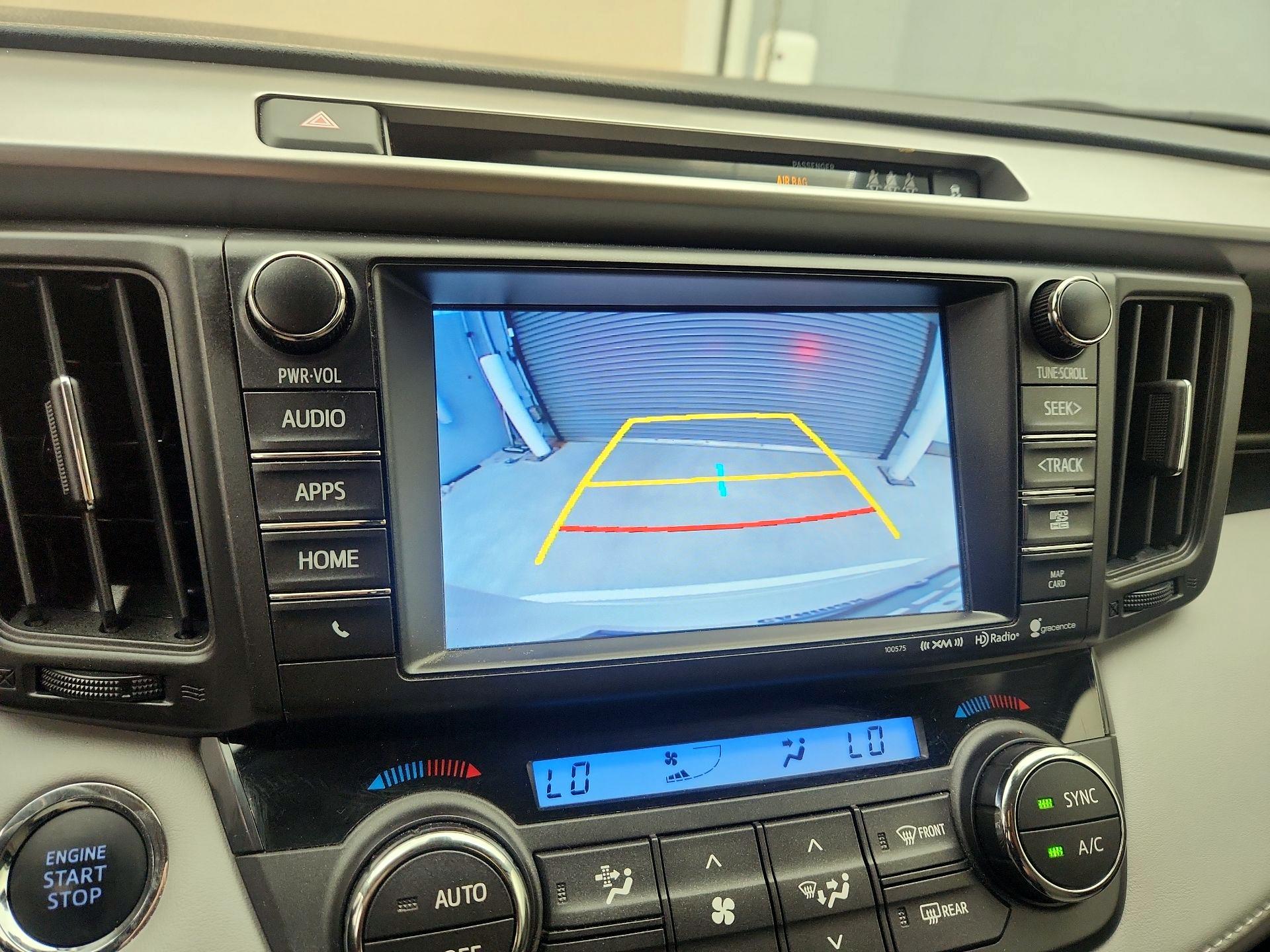 Thumbnail: 2018 Toyota RAV4 - 14