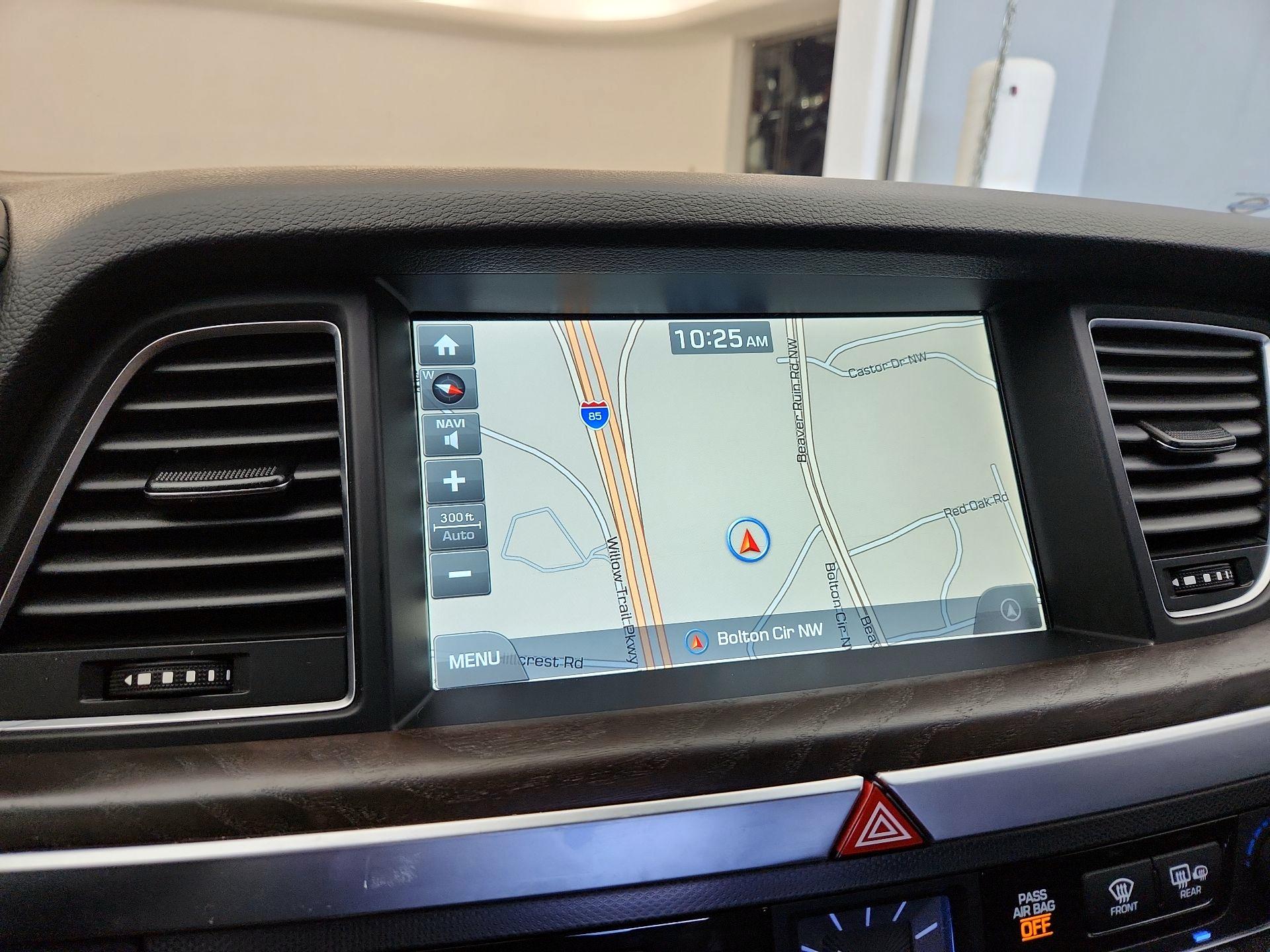 Thumbnail: 2015 Hyundai Genesis - 14
