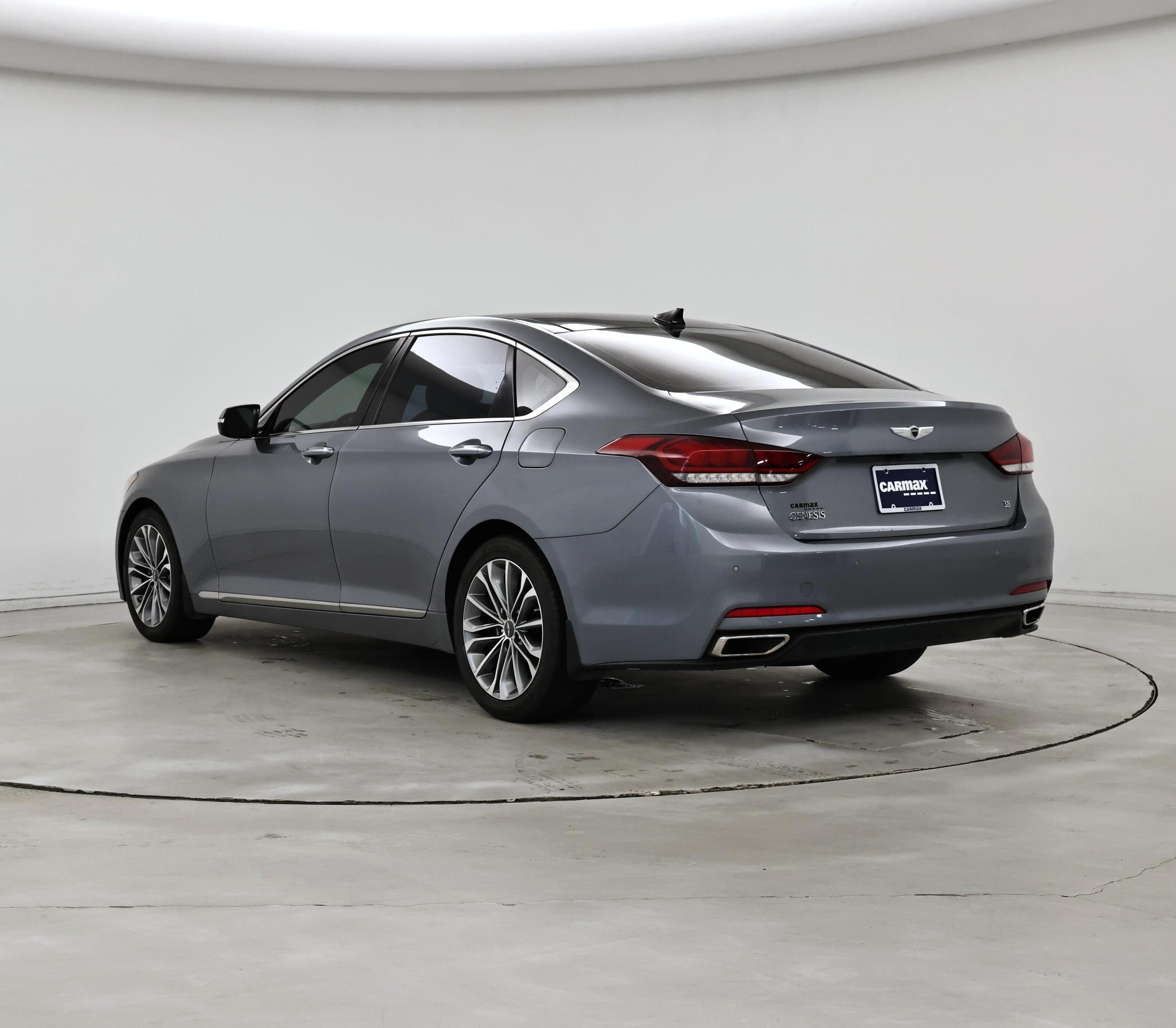 Thumbnail: 2015 Hyundai Genesis - 2