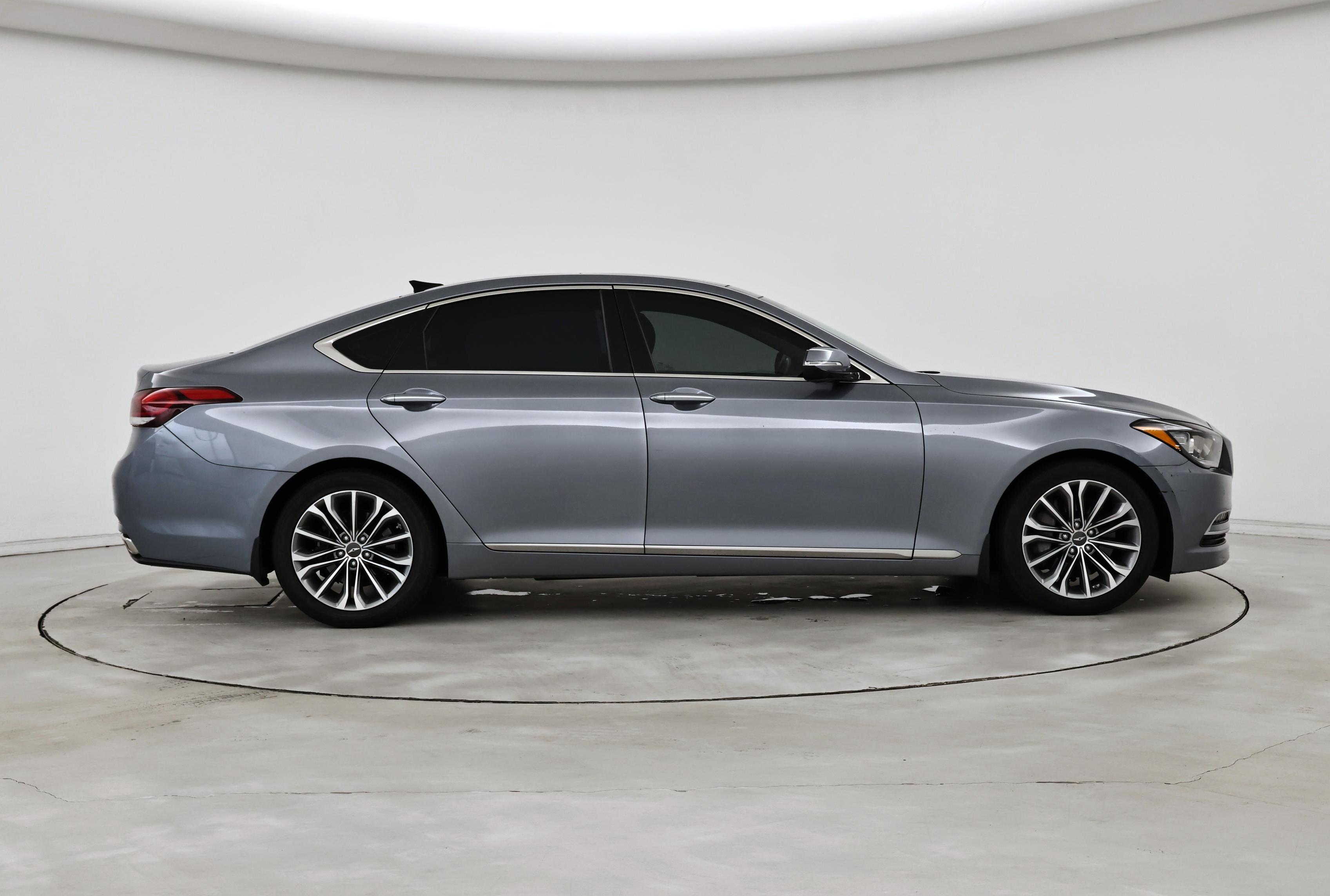 Thumbnail: 2015 Hyundai Genesis - 7
