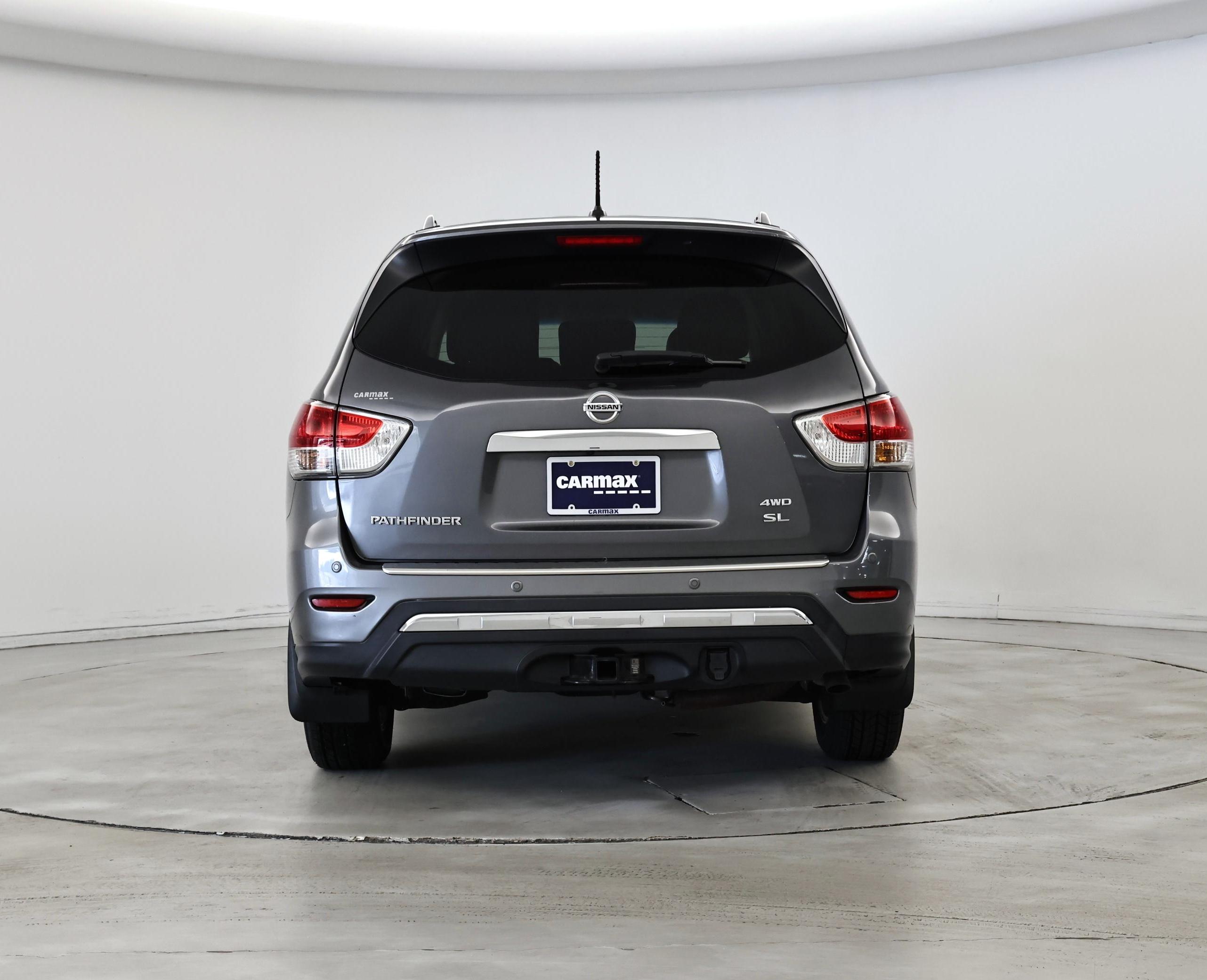 Thumbnail: 2016 Nissan Pathfinder - 6