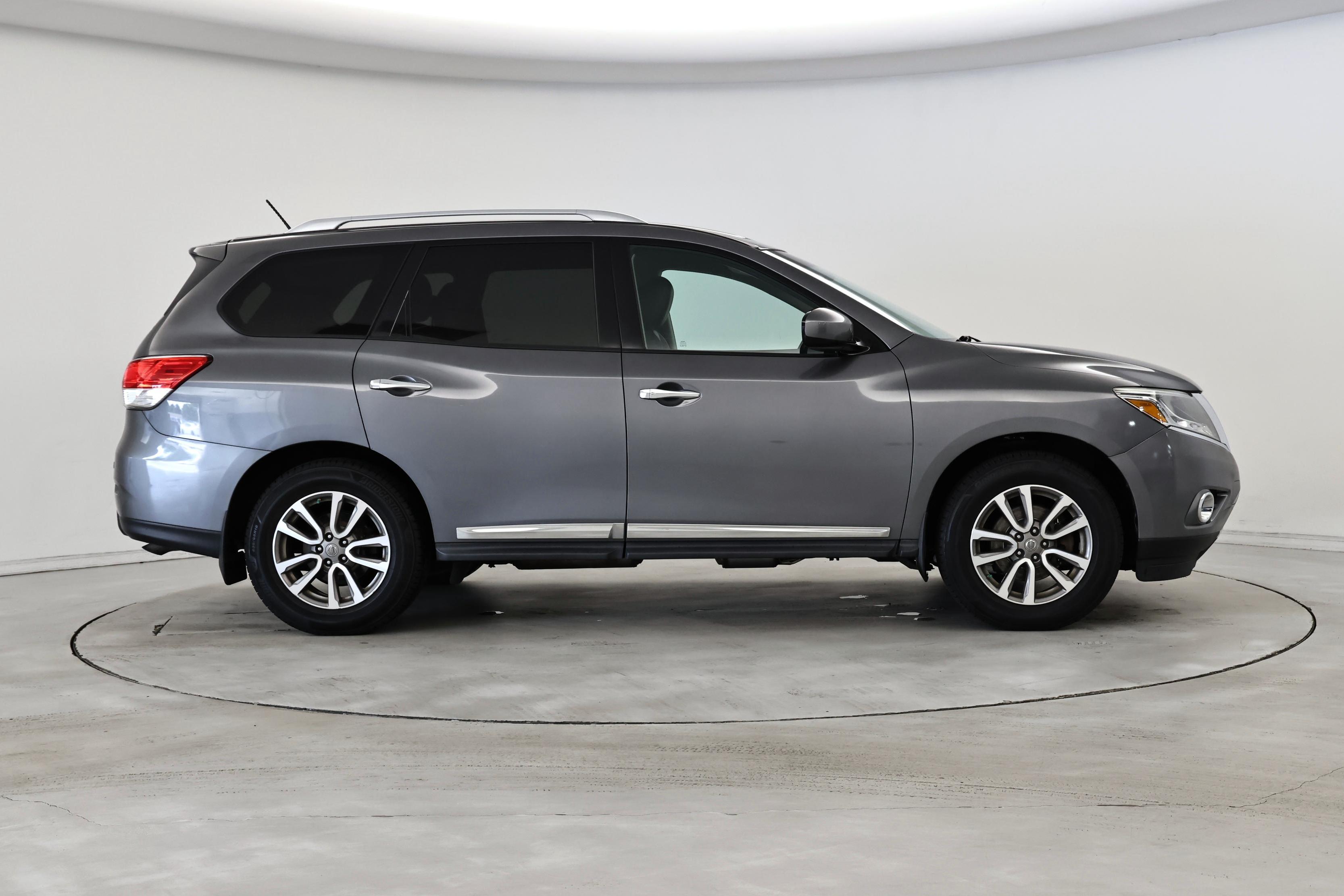 Thumbnail: 2016 Nissan Pathfinder - 7