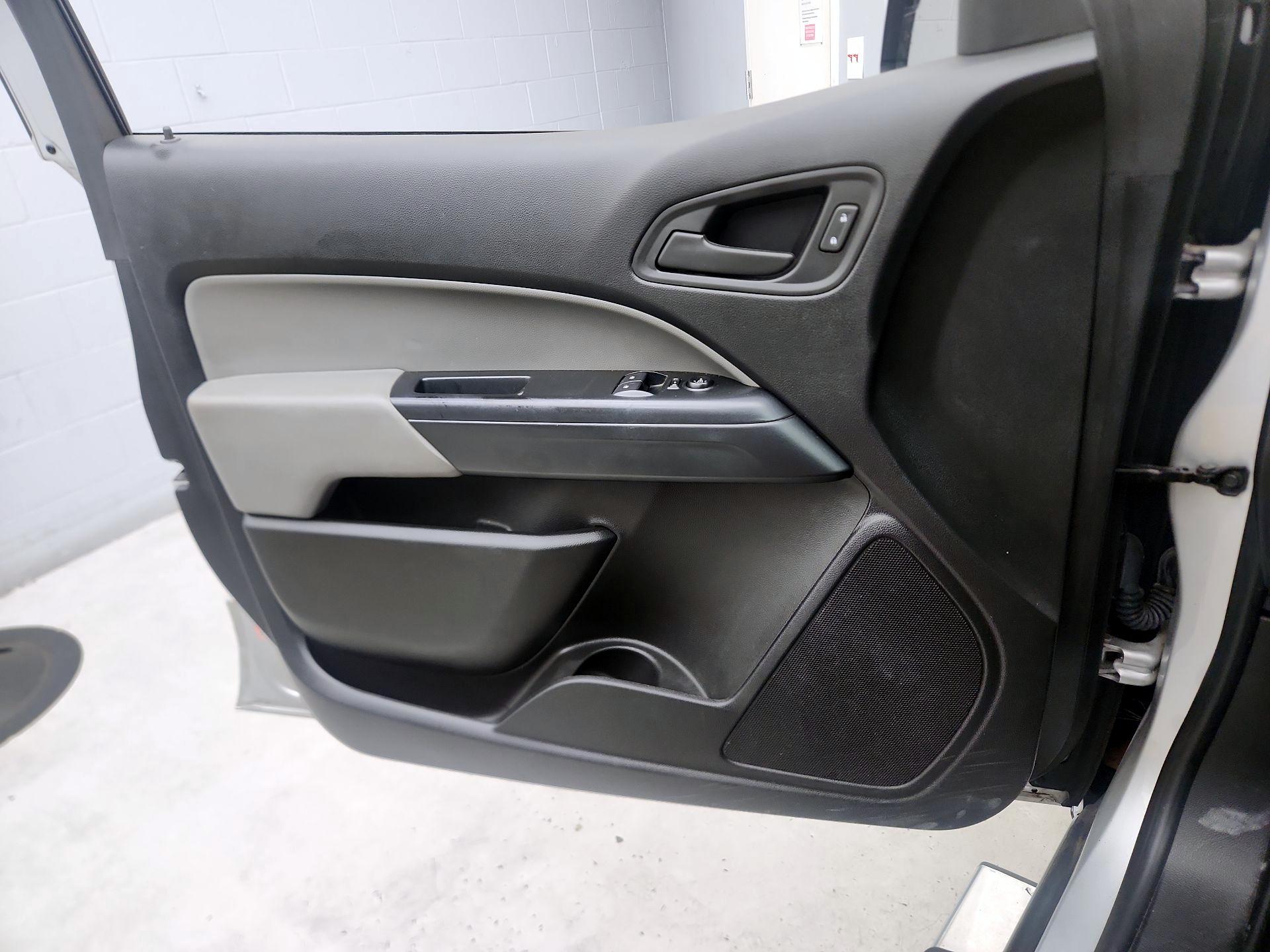 Thumbnail: 2019 Chevrolet Colorado - 12