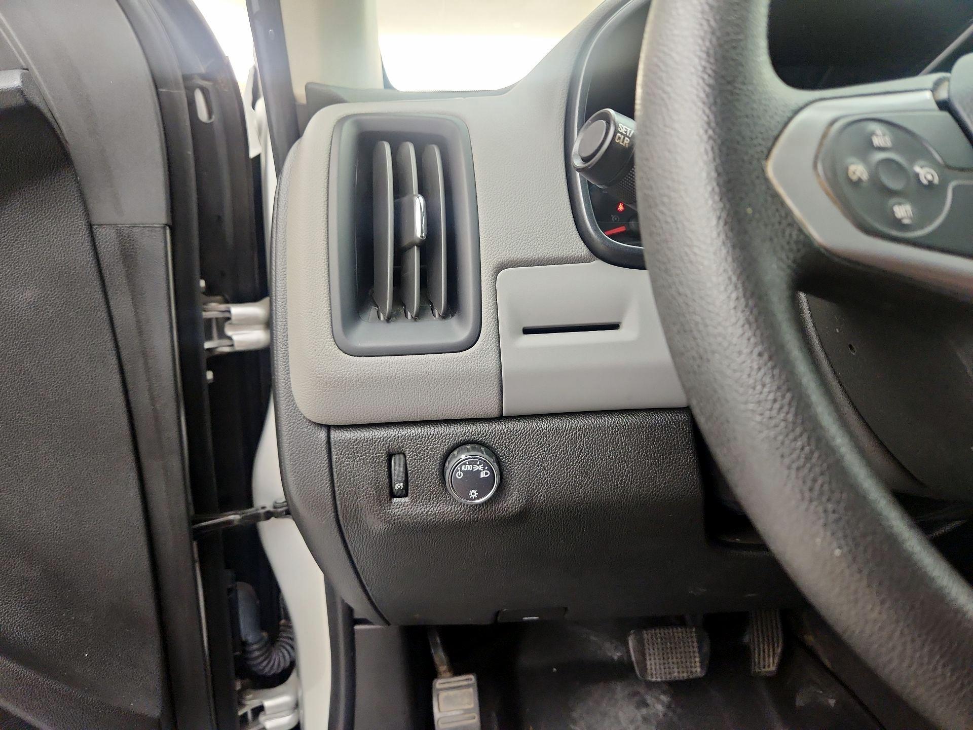 Thumbnail: 2019 Chevrolet Colorado - 13