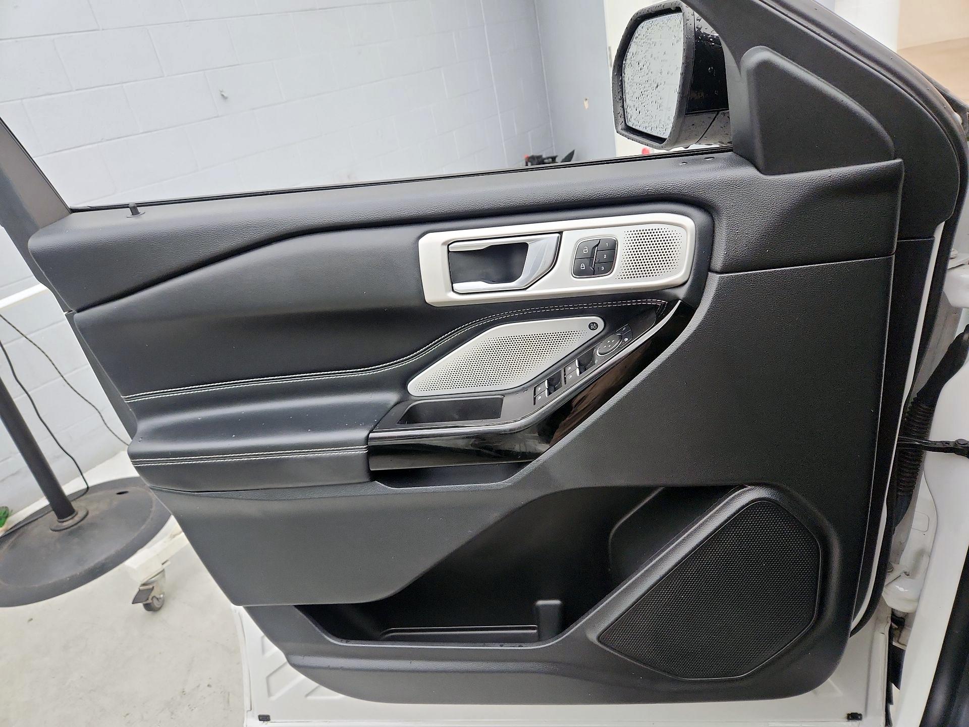 Thumbnail: 2021 Ford Explorer - 12