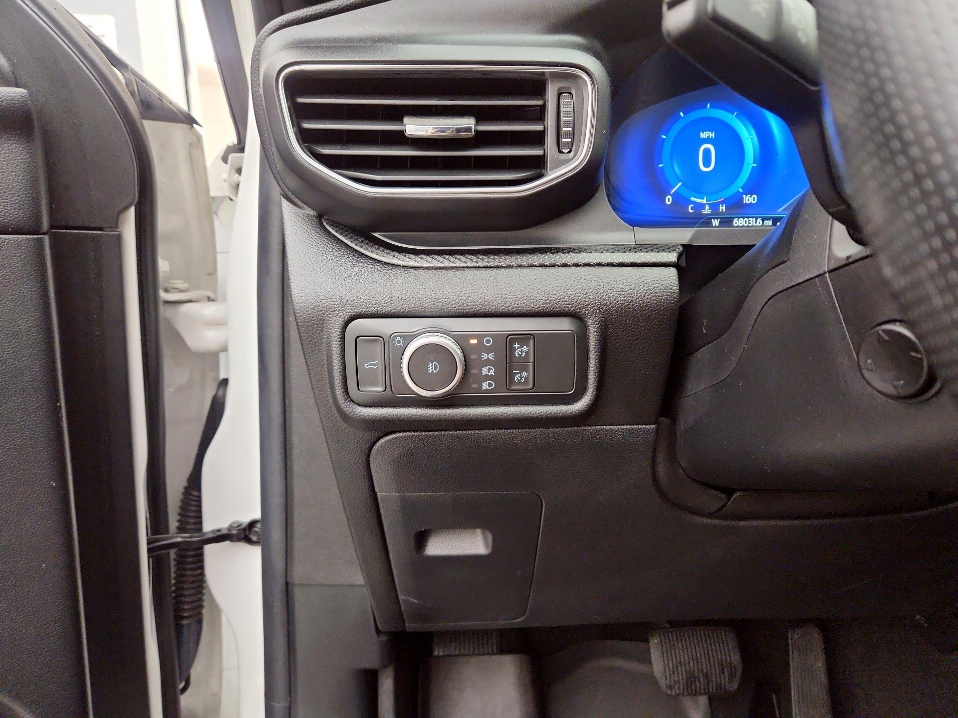 Thumbnail: 2021 Ford Explorer - 13