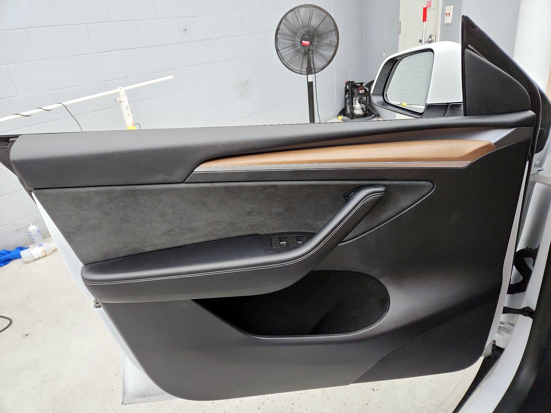 Thumbnail: 2023 Tesla Model Y - 12
