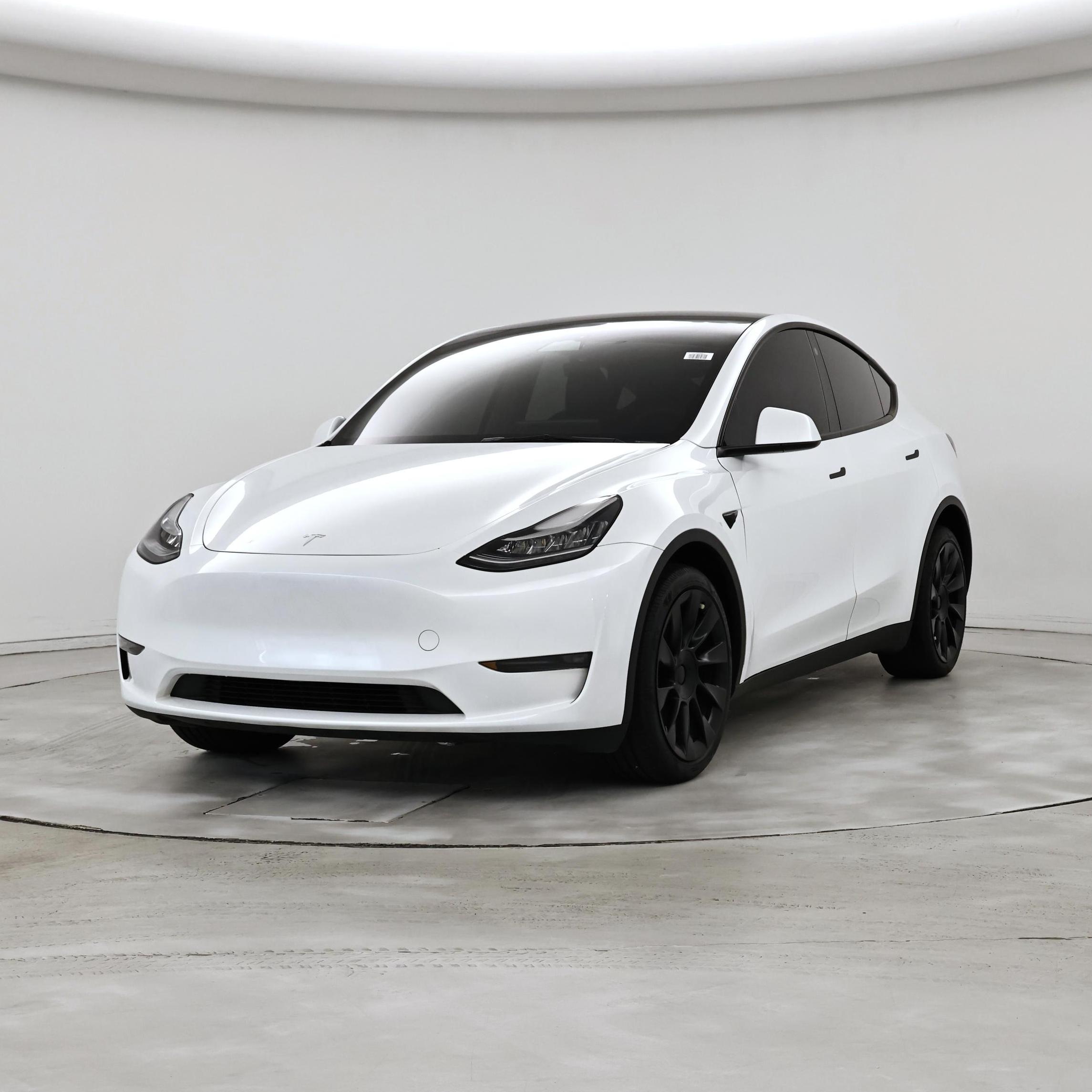 Thumbnail: 2023 Tesla Model Y - 4