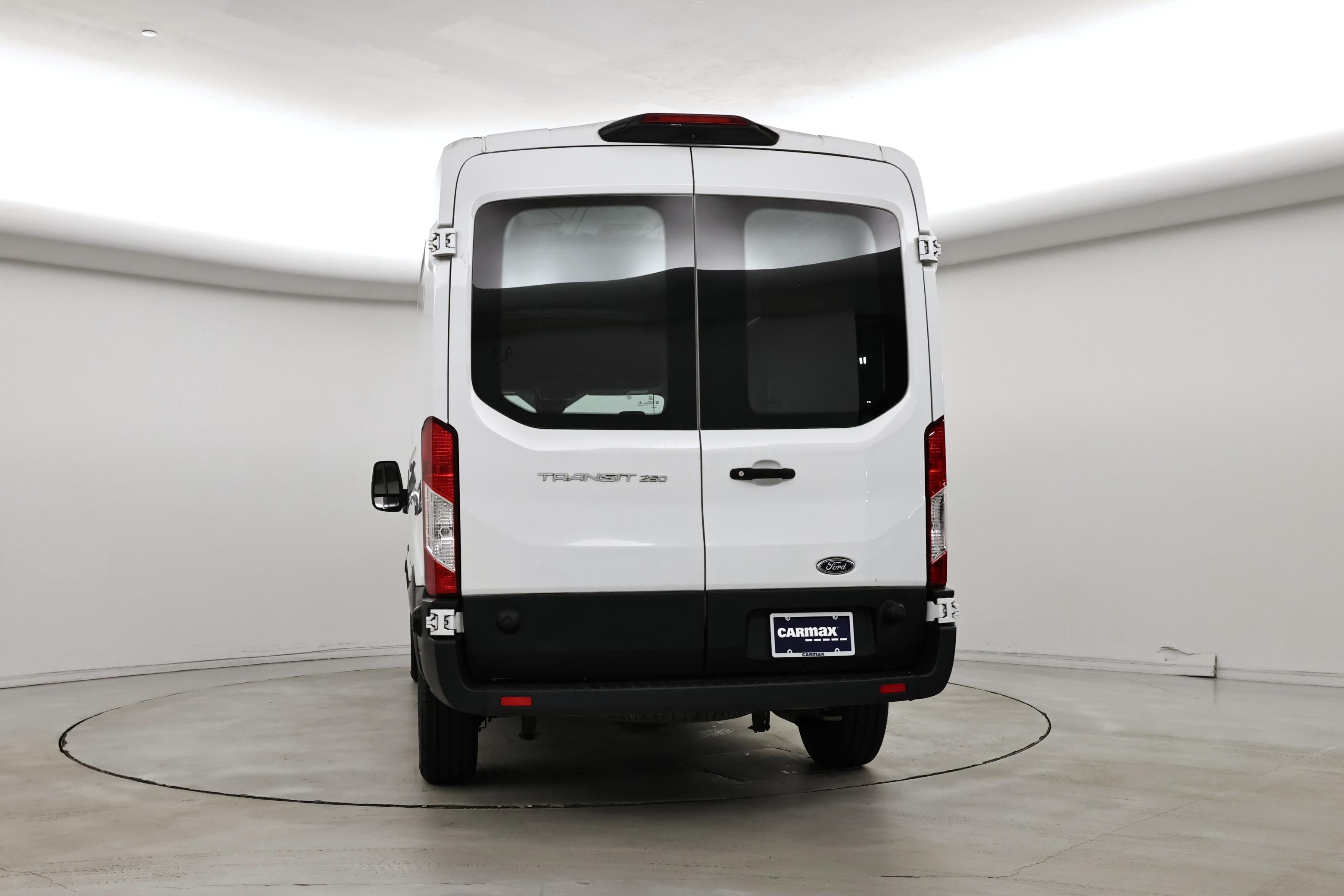Thumbnail: 2019 Ford Transit Series - 6
