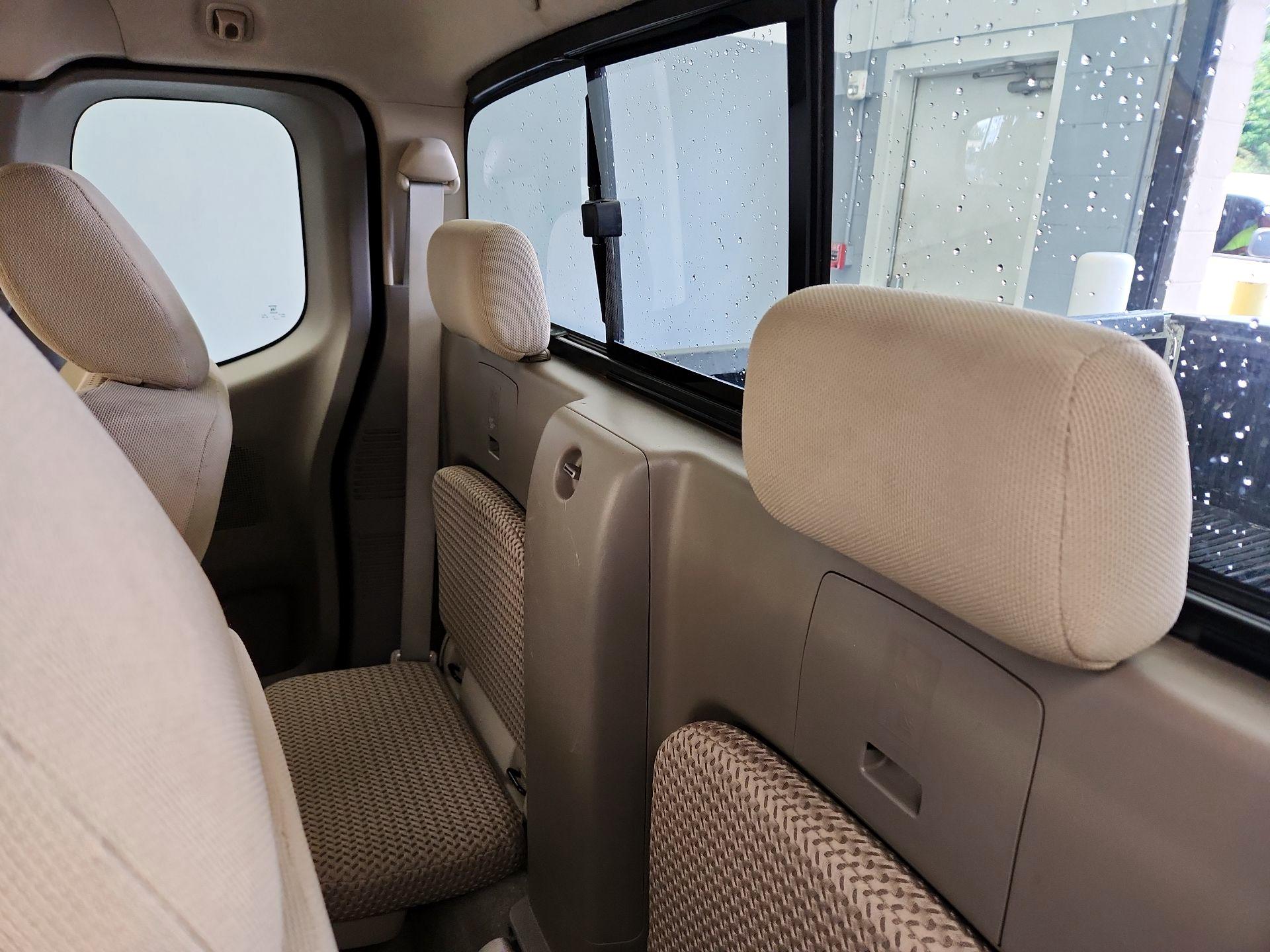 Thumbnail: 2016 Nissan Frontier - 18