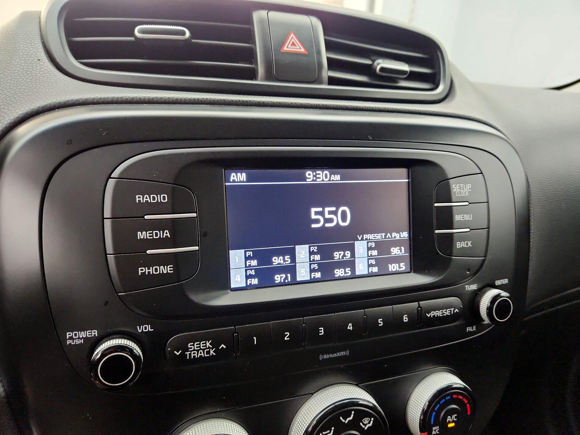 Thumbnail: 2018 Kia Soul - 14