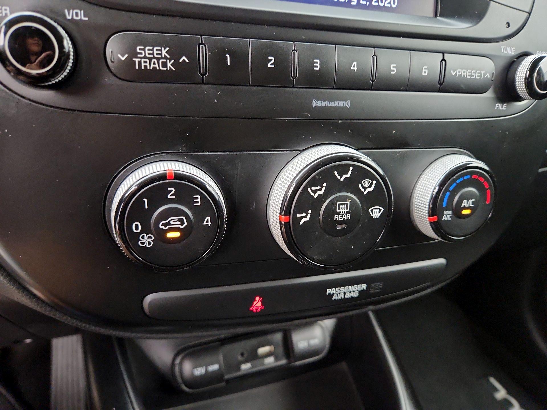 Thumbnail: 2018 Kia Soul - 15