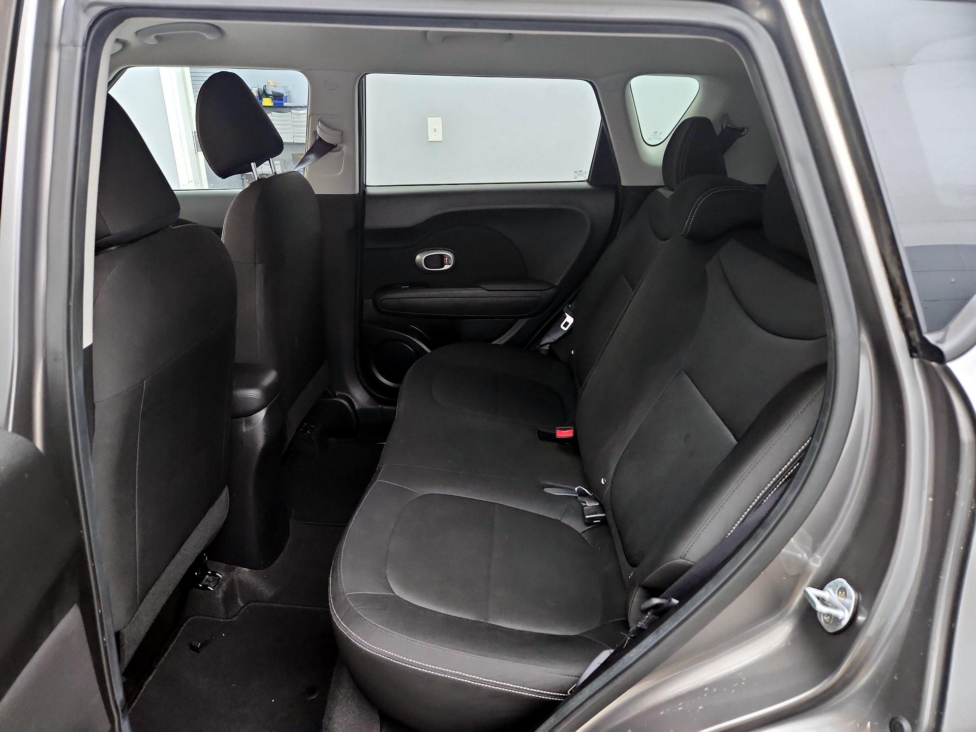Thumbnail: 2018 Kia Soul - 18