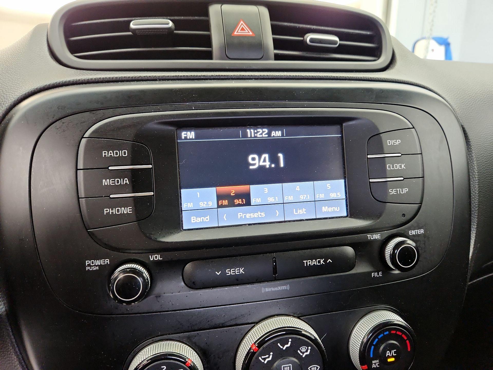 Thumbnail: 2019 Kia Soul - 15