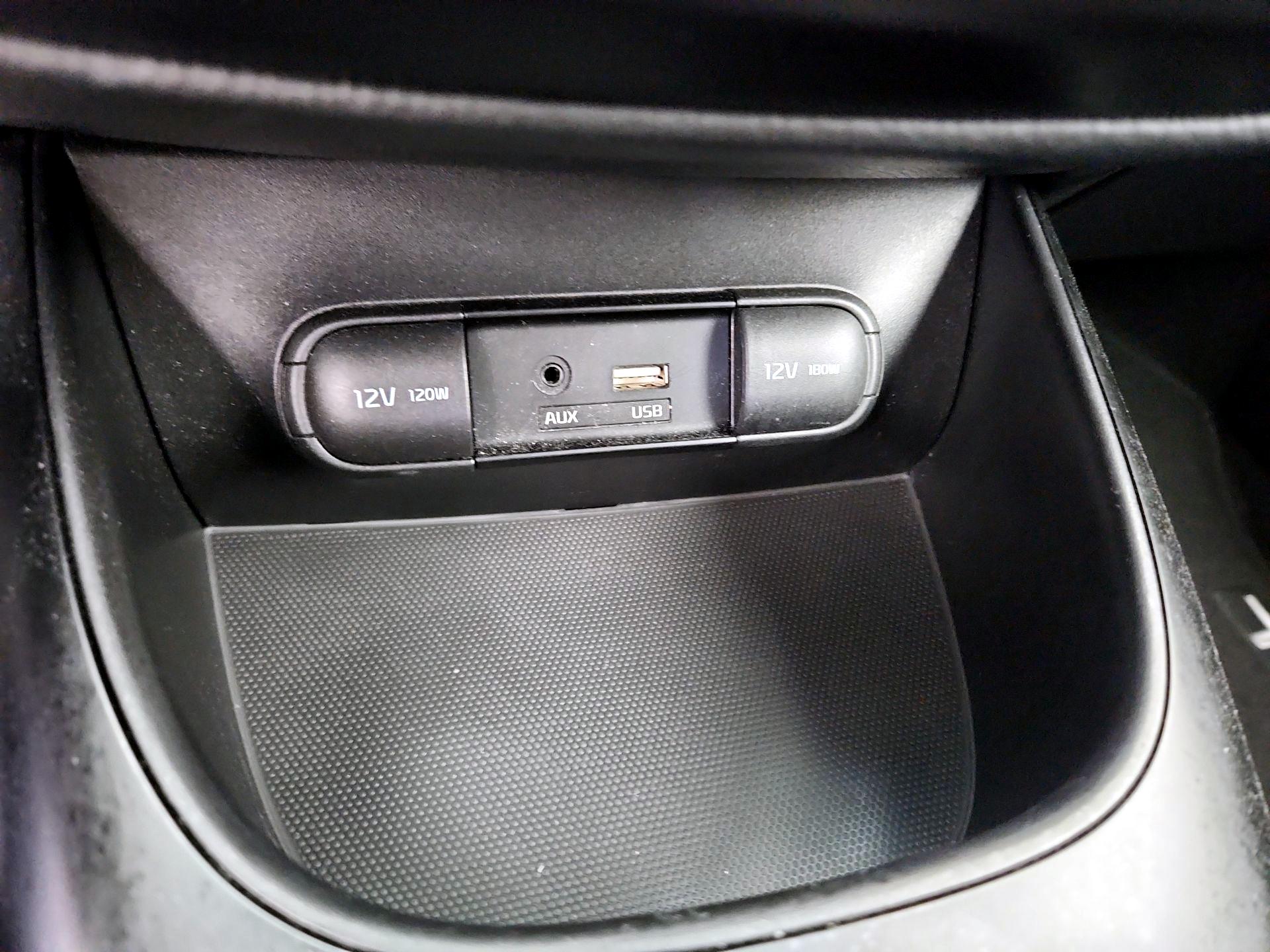 Thumbnail: 2019 Kia Soul - 18