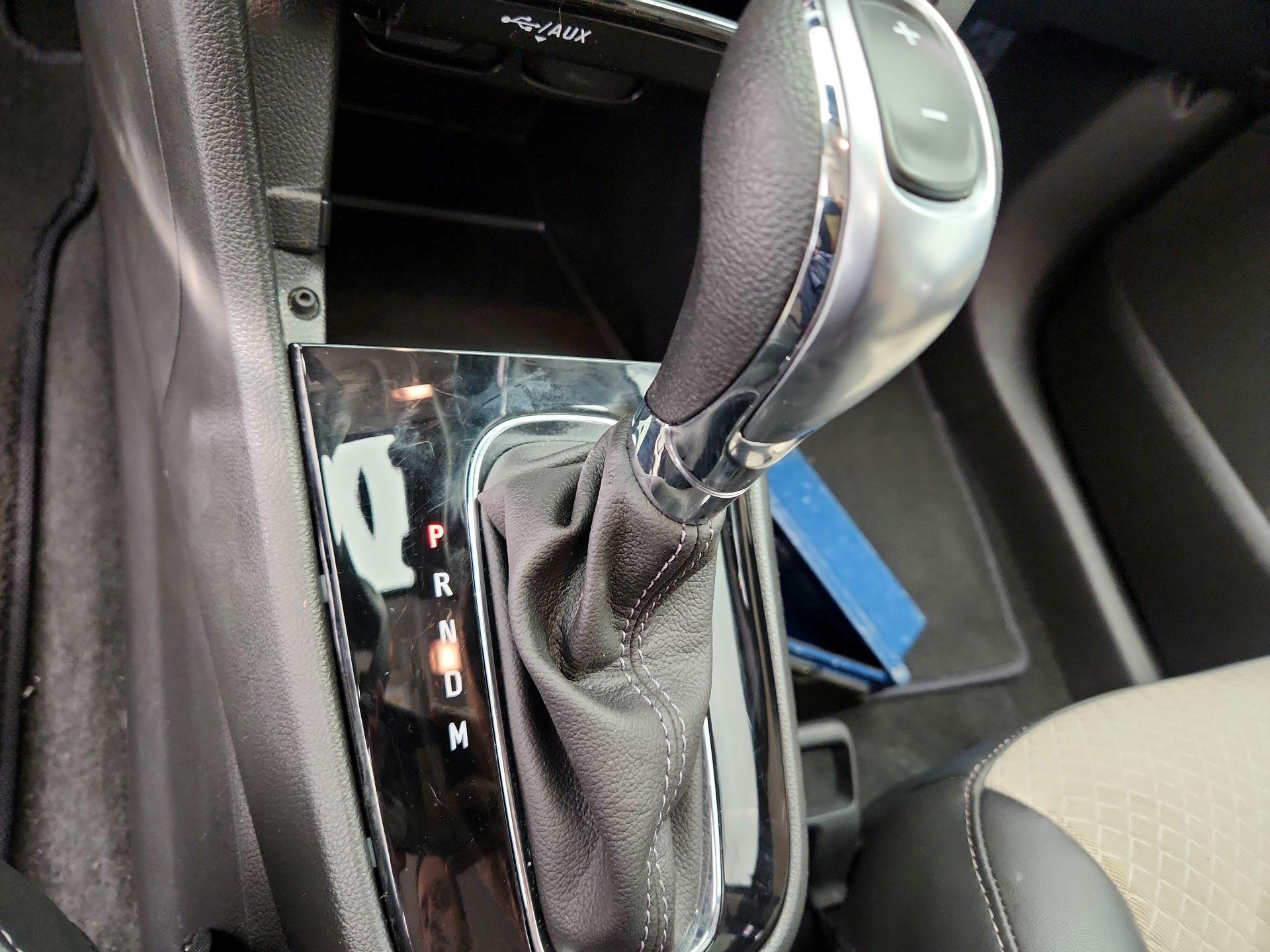 Thumbnail: 2021 Buick Encore - 17