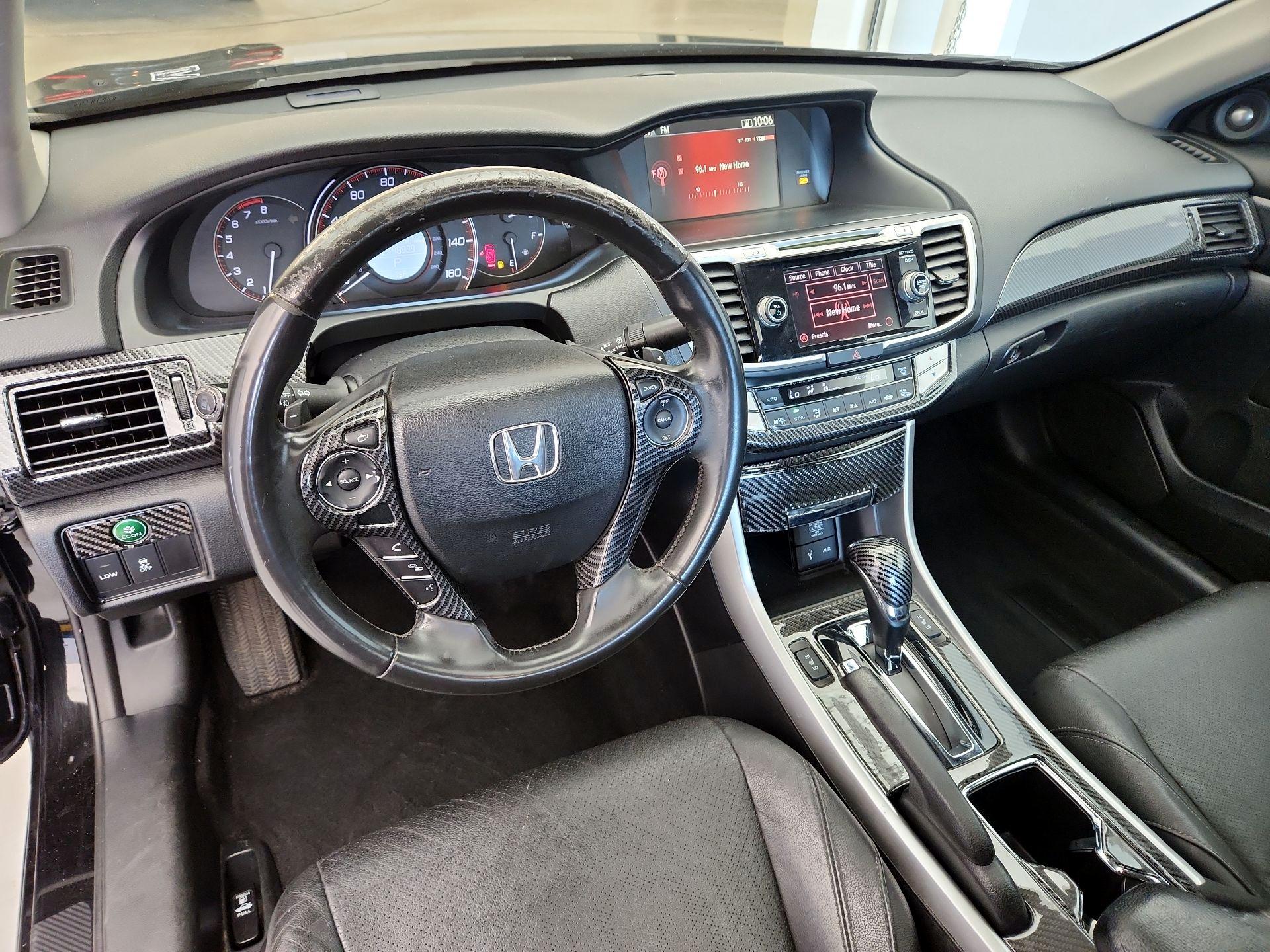 Thumbnail: 2015 Honda Accord - 9