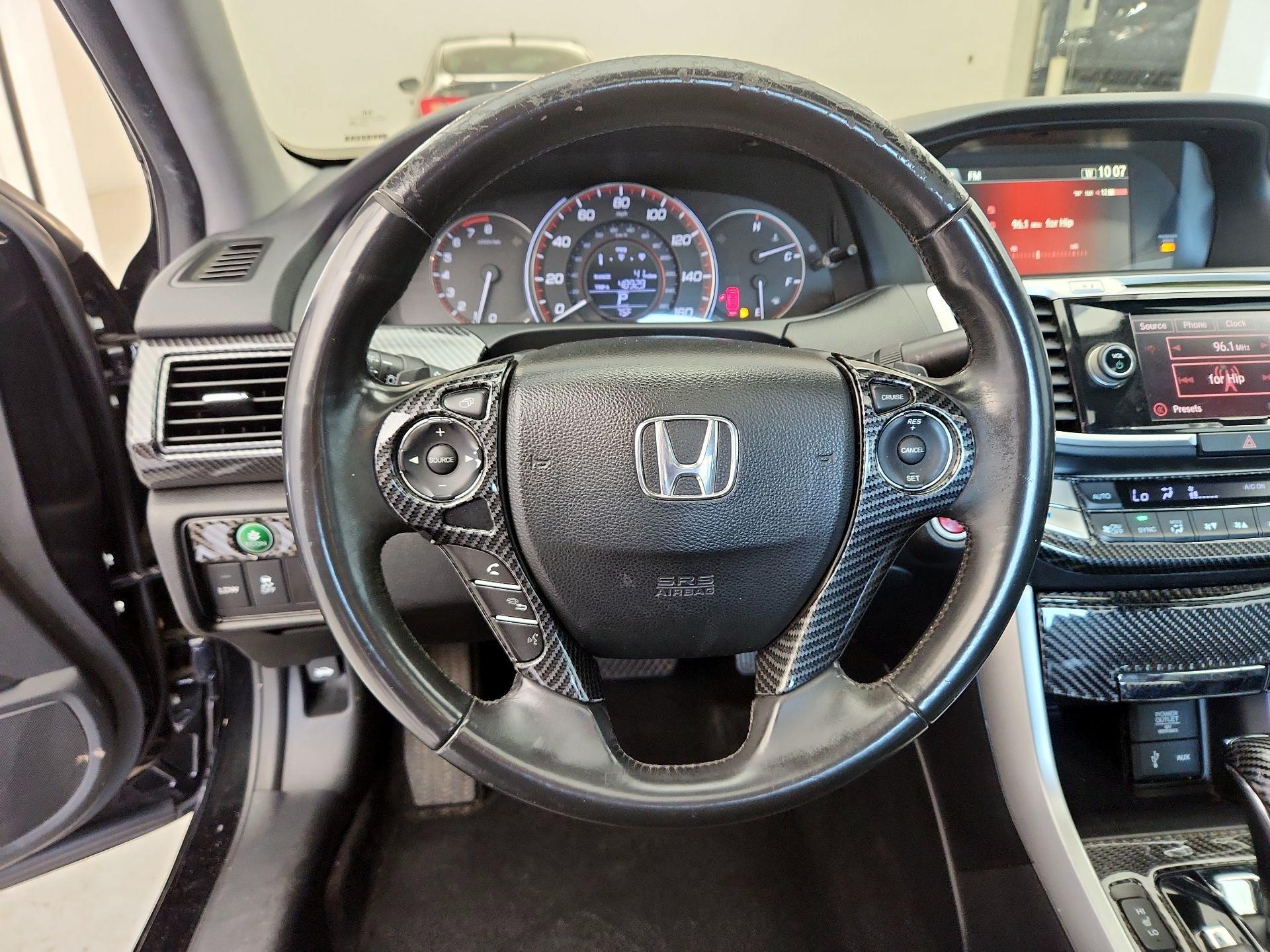 Thumbnail: 2015 Honda Accord - 10
