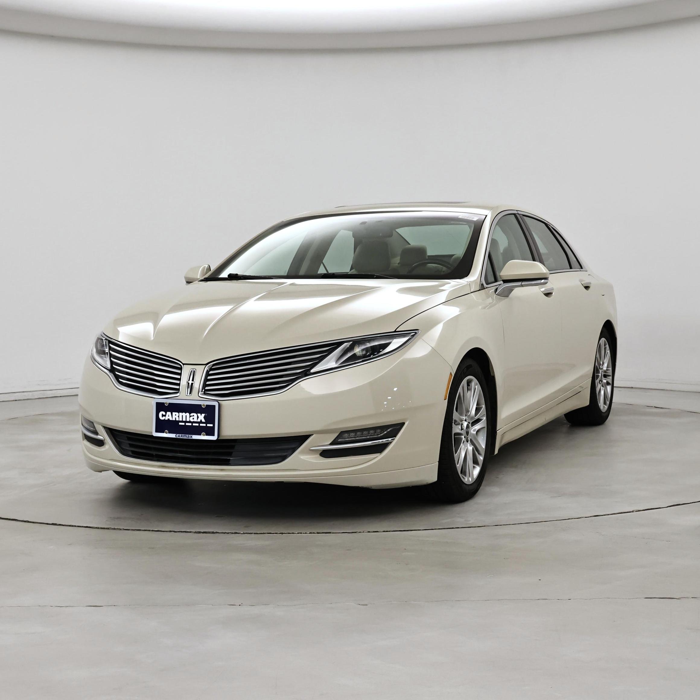 Thumbnail: 2015 Lincoln MKZ - 4