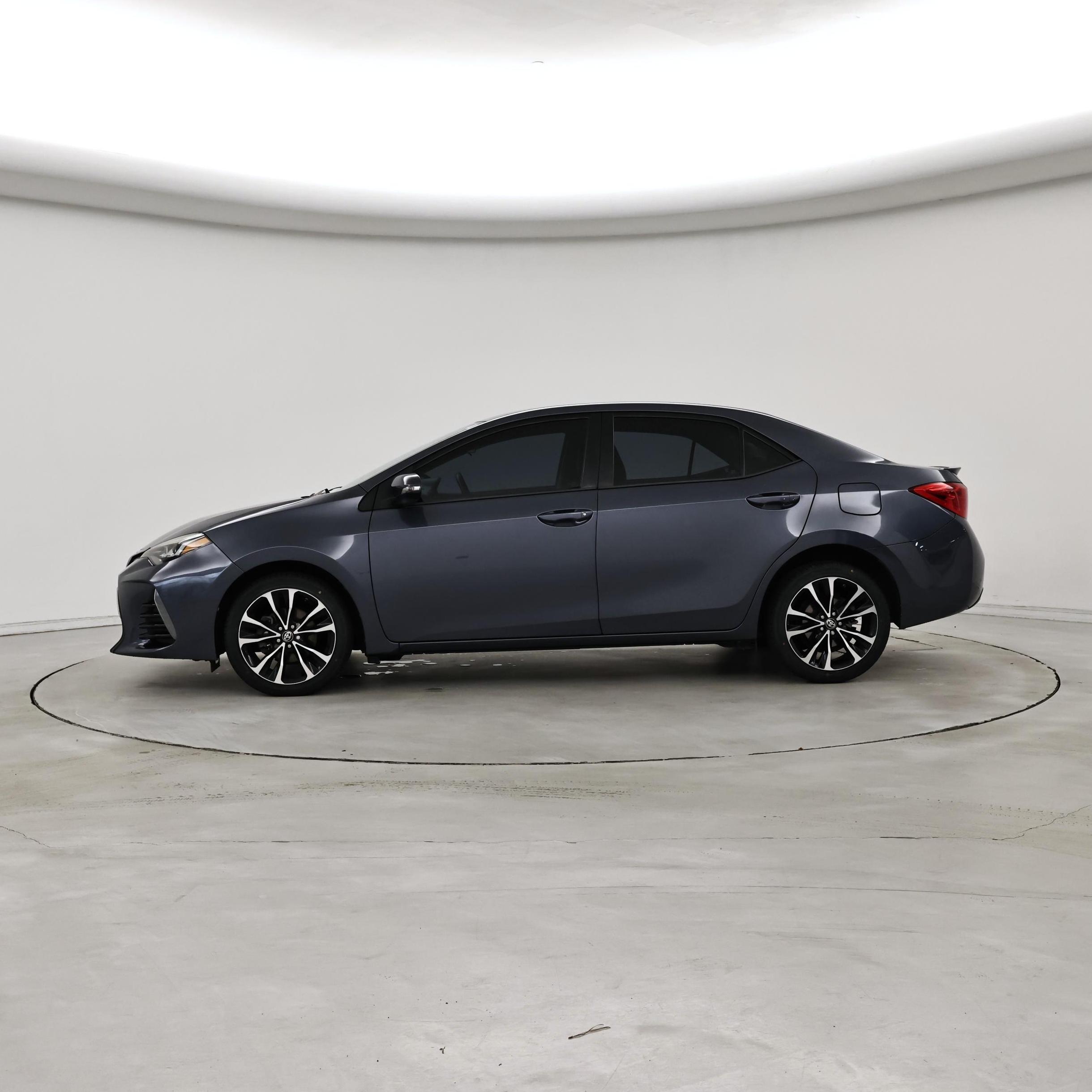 Thumbnail: 2019 Toyota Corolla - 3