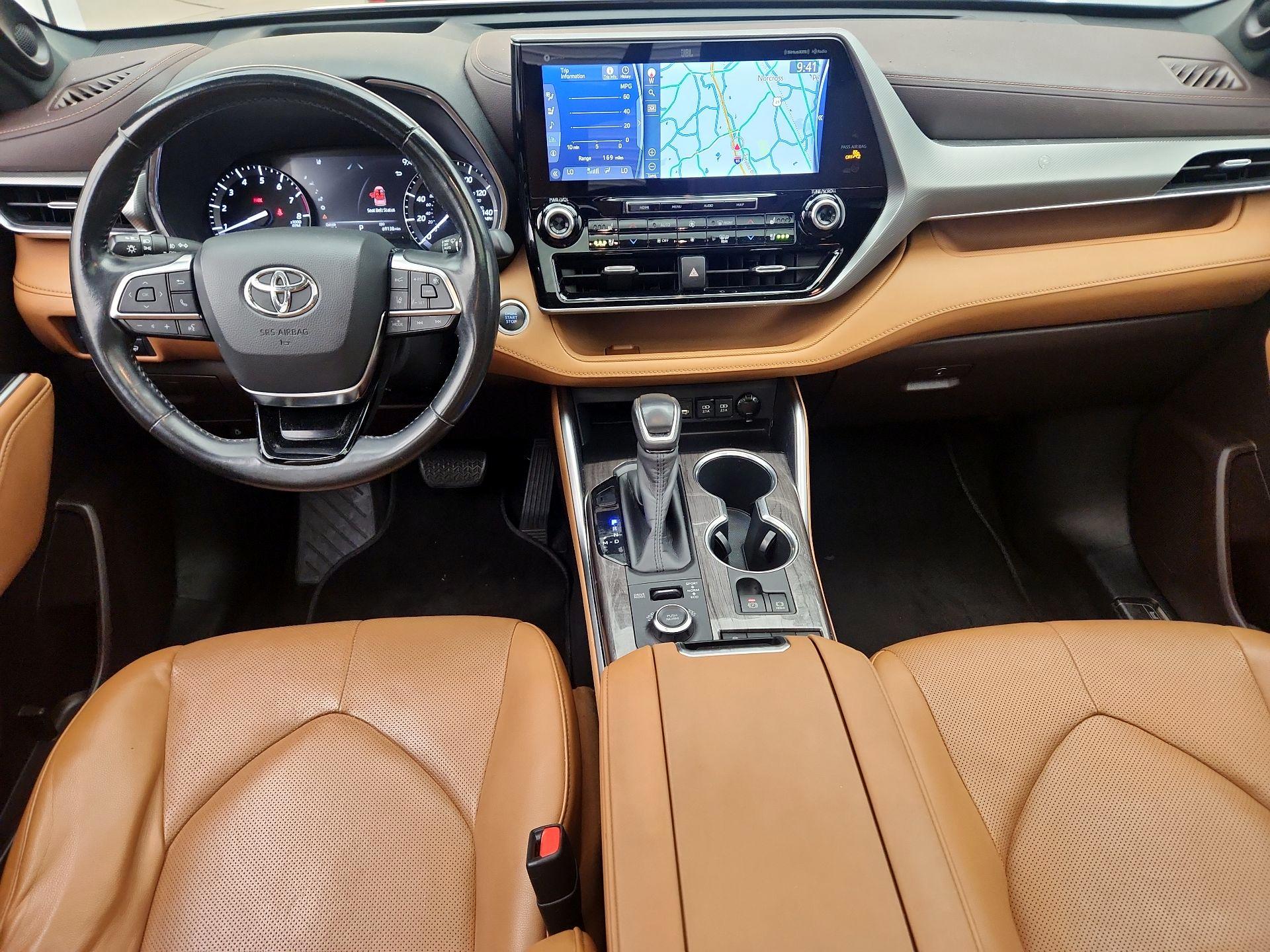Thumbnail: 2020 Toyota Highlander - 9